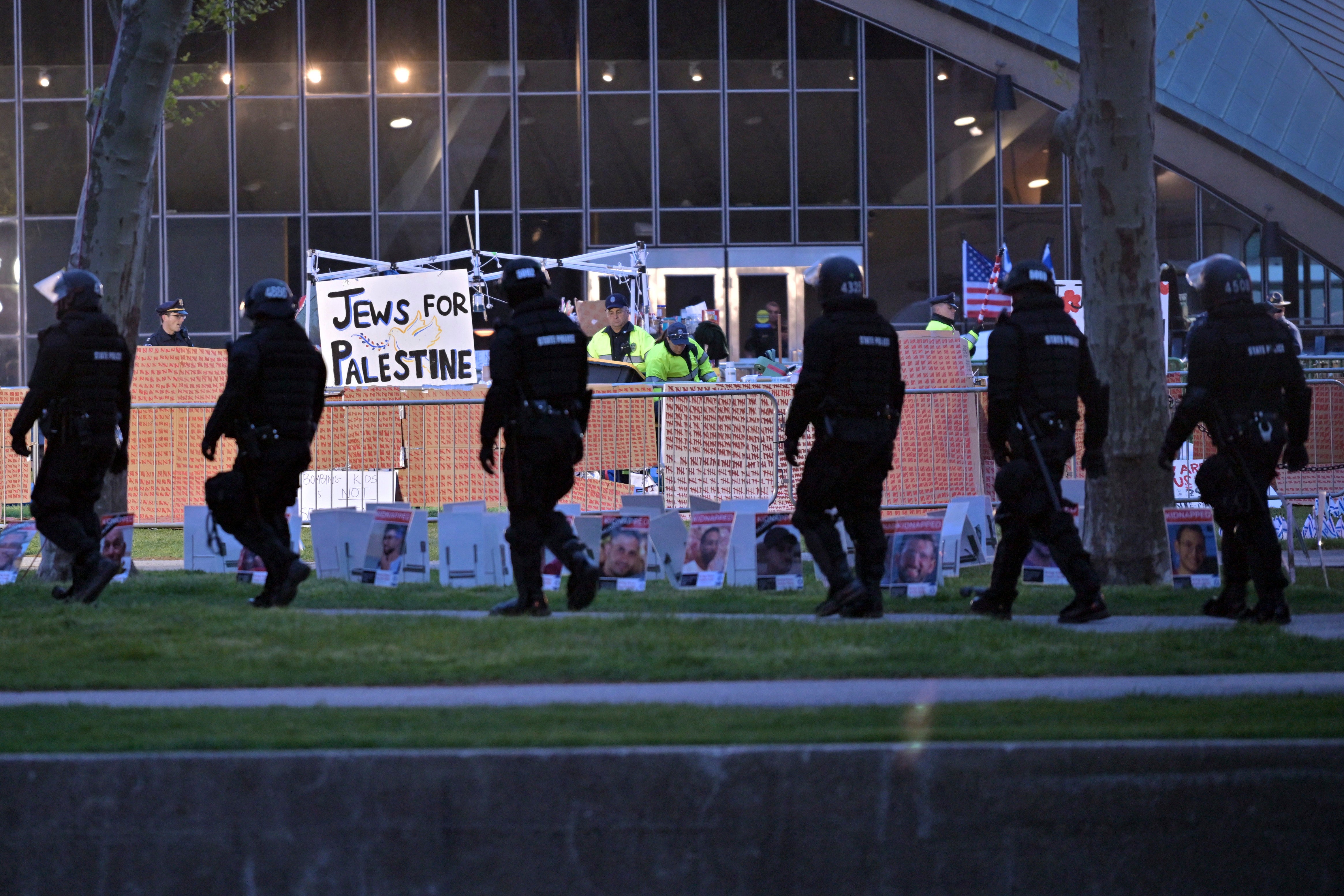 Israel Palestinians Campus Protests