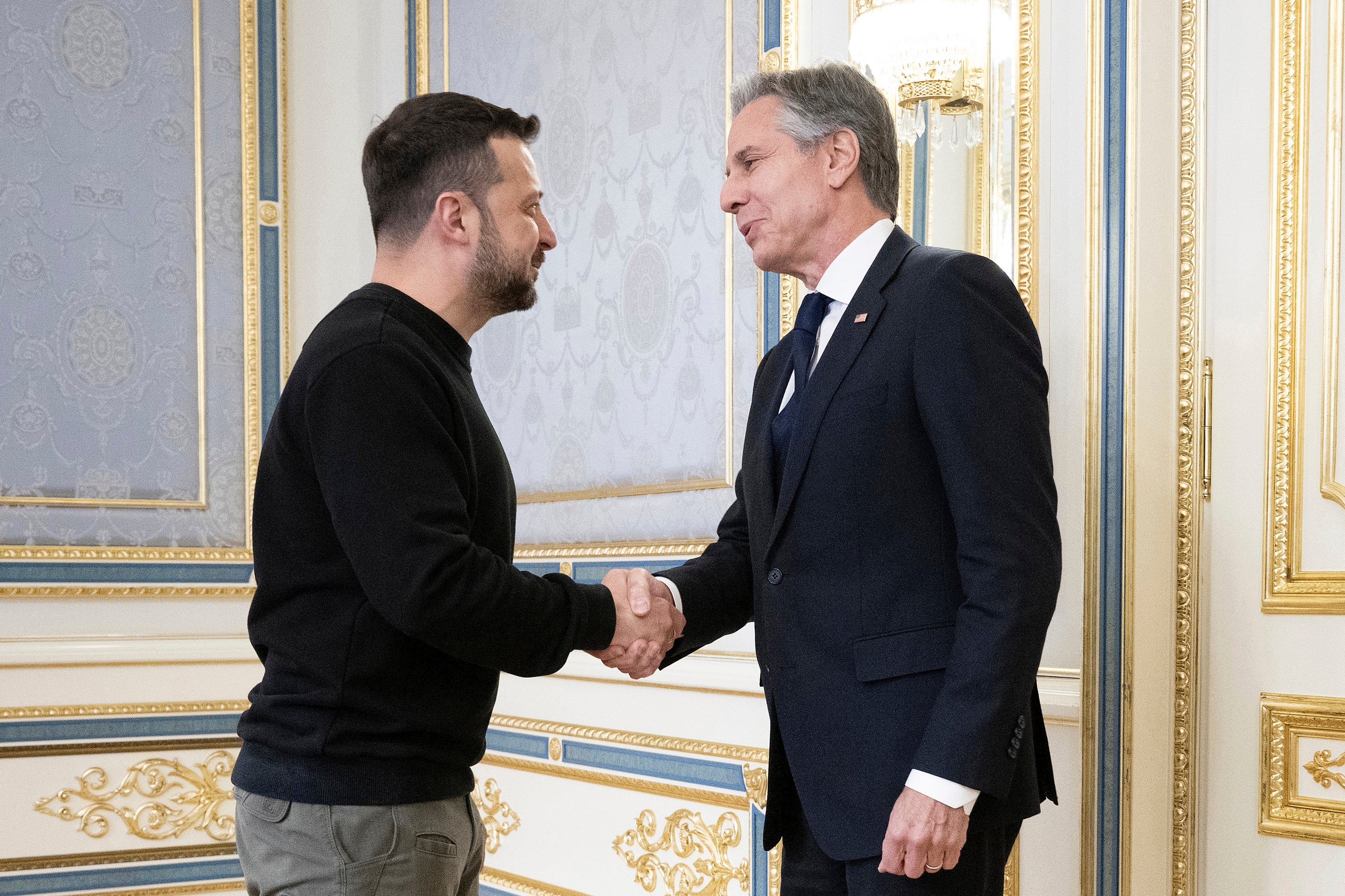 Ukrainian President Volodymyr Zelensky and US Secretary of State Antony Blinken meet in Kyiv on 15 May