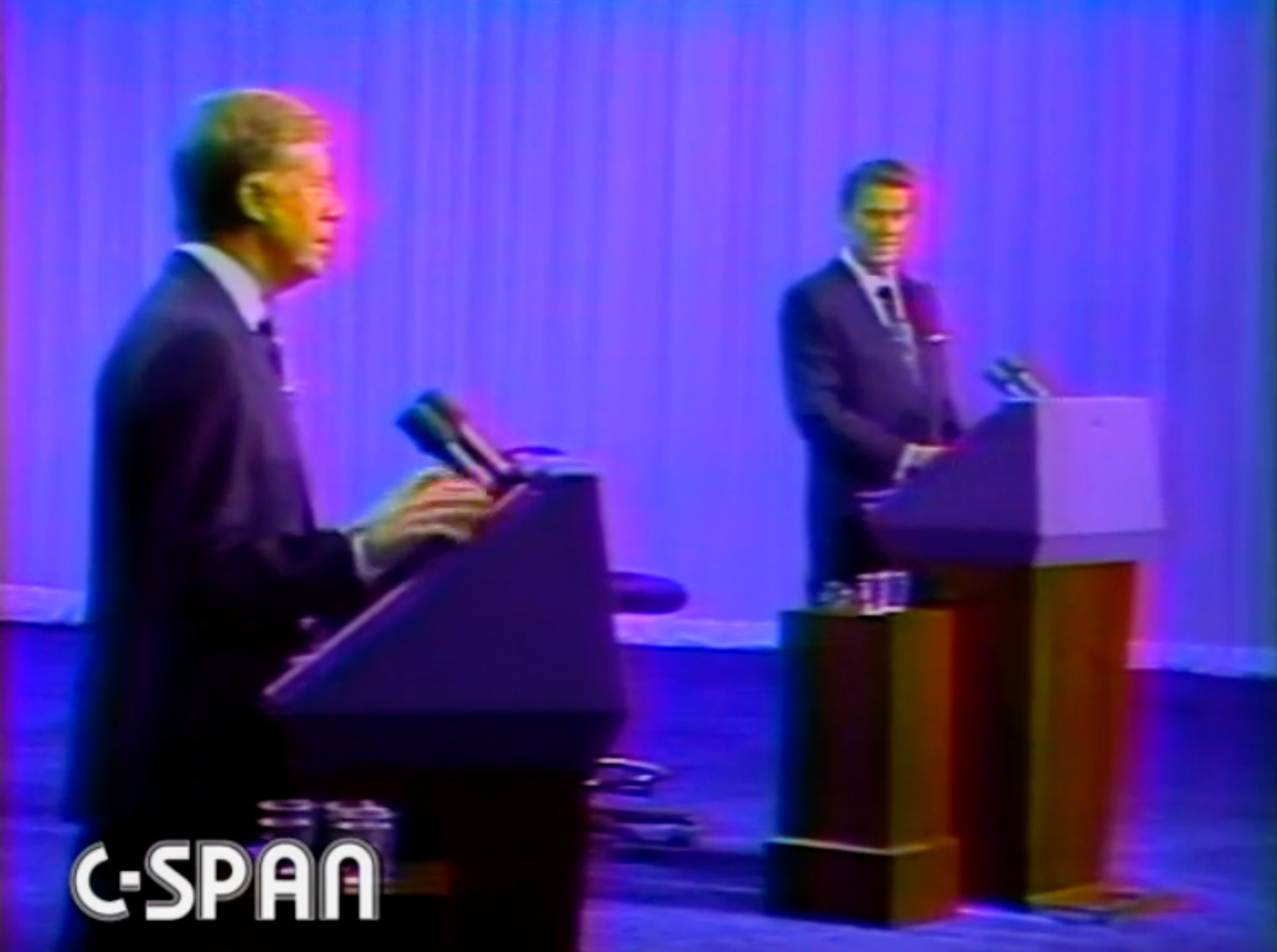 Jimmy Carter and Ronald Reagan debate in 1980