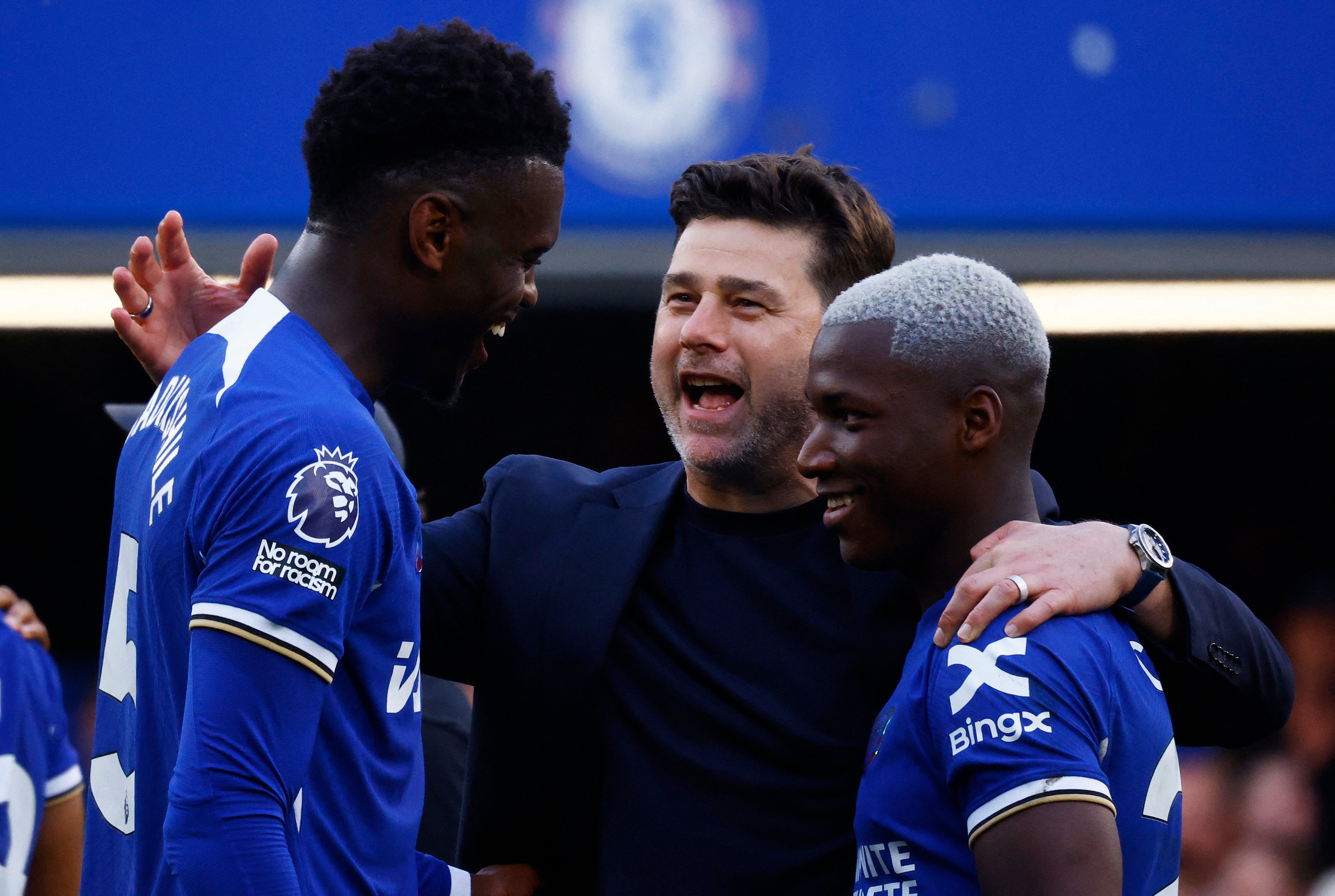 Chelsea manager Mauricio Pochettino celebrates a fifth successive victory