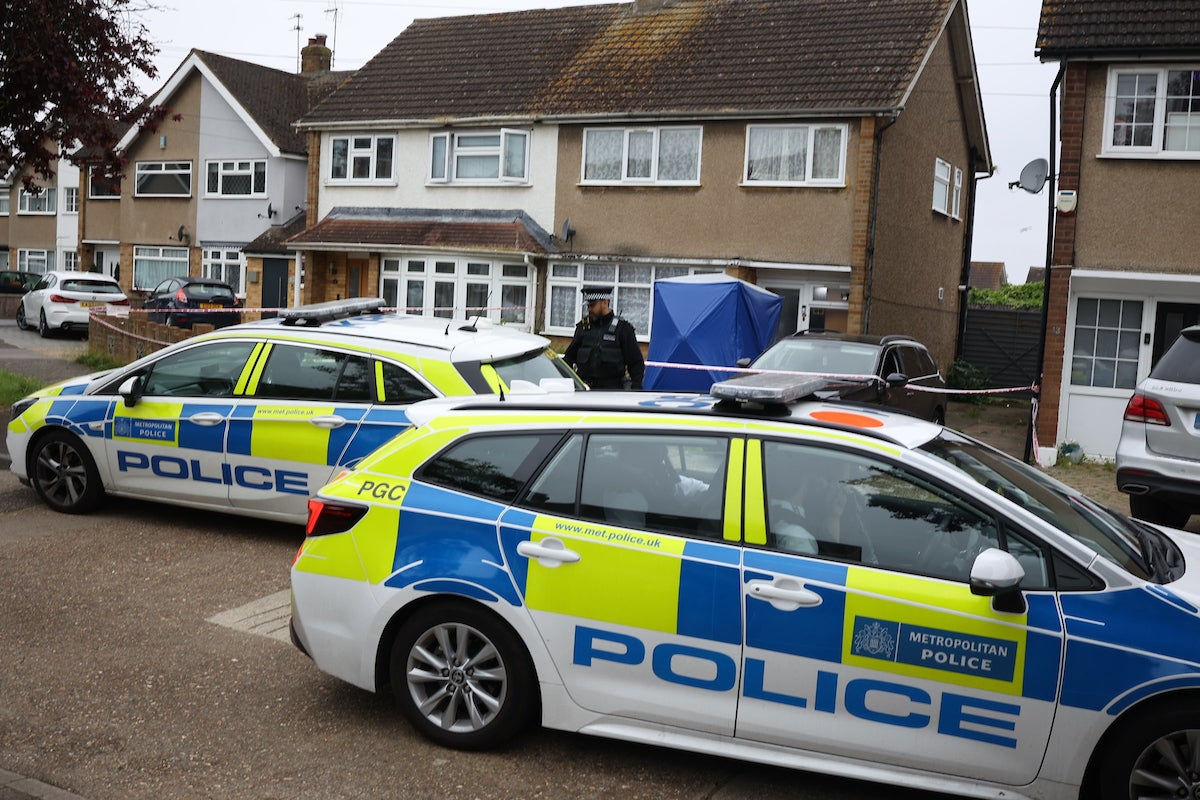 Police guard the scene of the fatal XL Bully attack in Cornwall Close in Havering on Tuesday morning