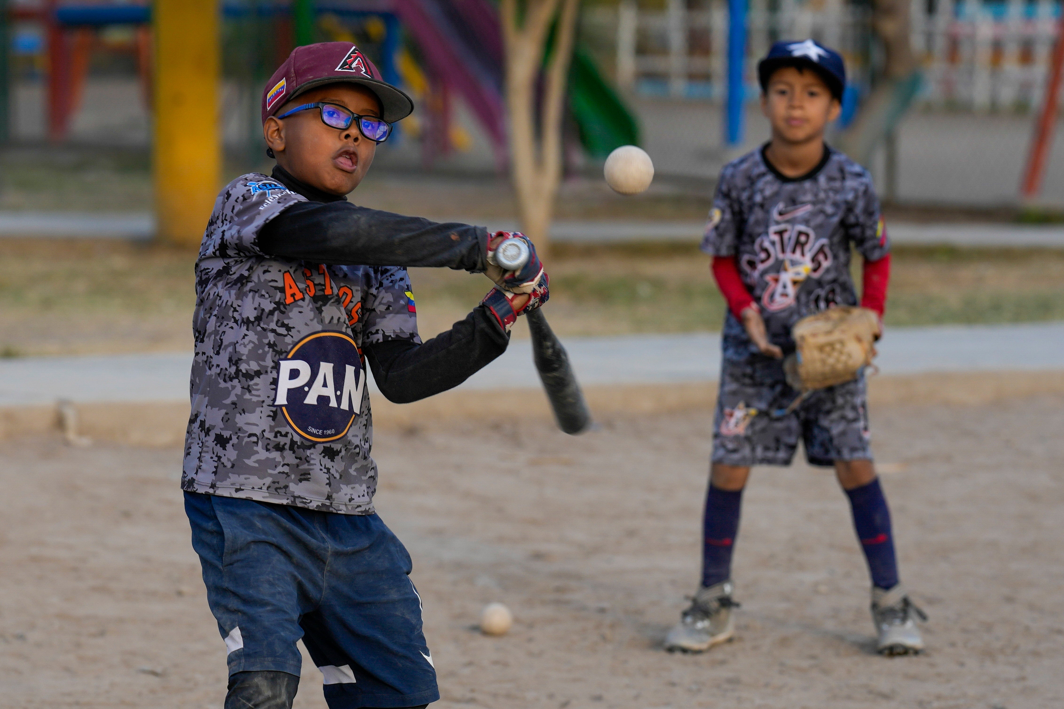 Peru Venezuelans Baseball
