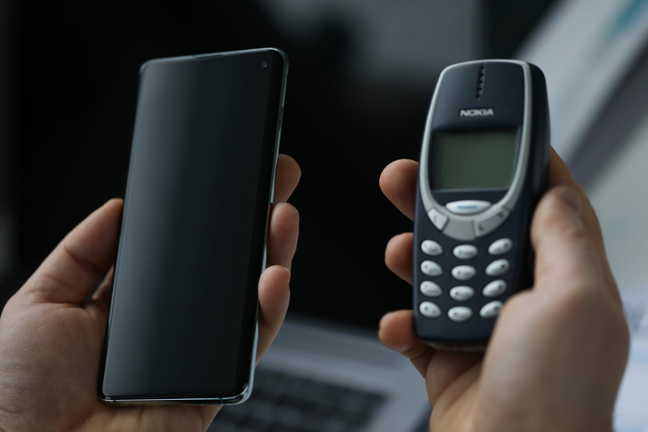 Should we be trading smartphones for dumbphones?