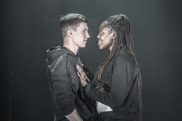 <p>Tom Holland (Romeo) & Francesca Amewudah-Rivers (Juliet)   </p>