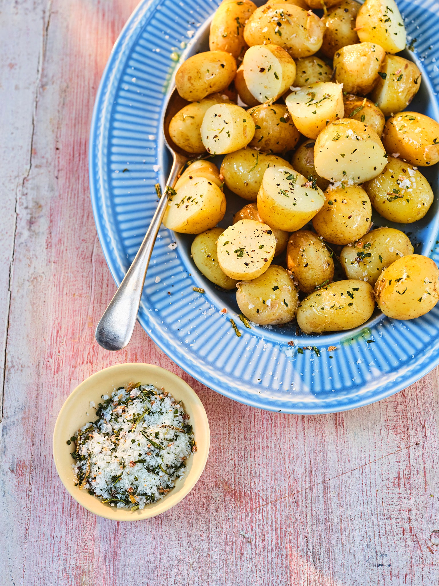 These potatoes are spud-tacularly seasoned for your enjoyment