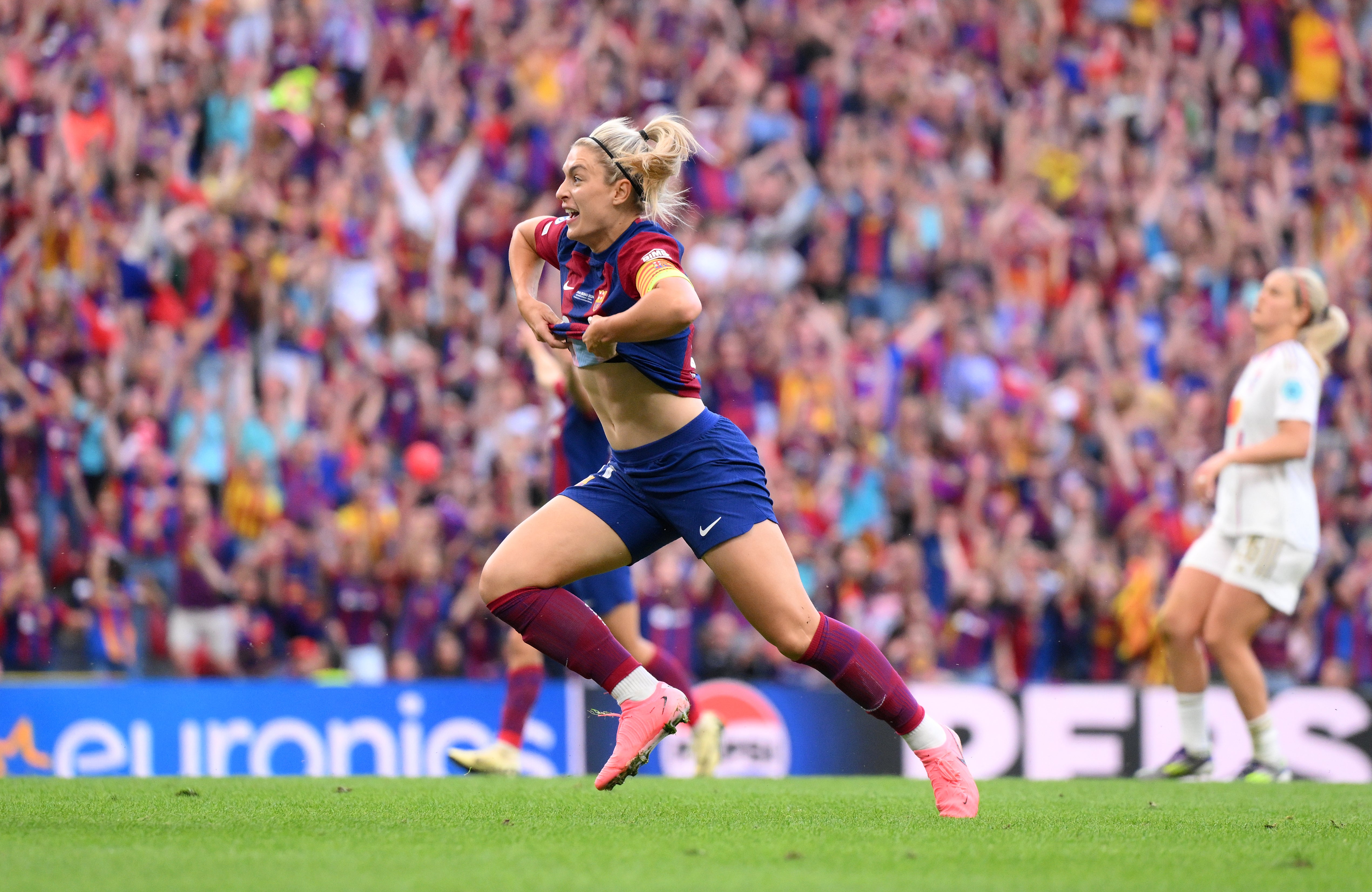 Alexia Putellas celebrates scoring Barcelona’s second goal