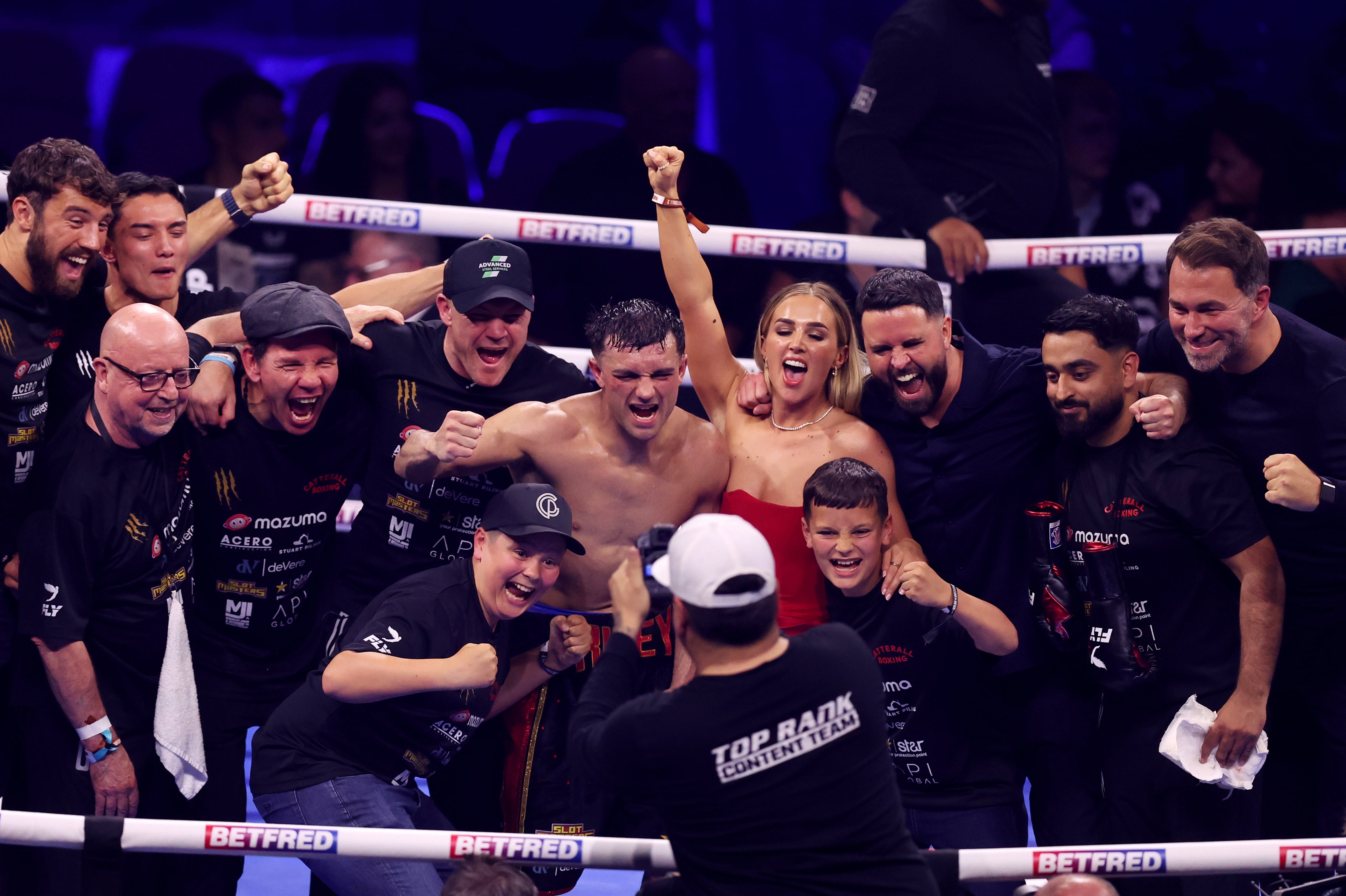 Catterall and his team celebrate victory over Taylor