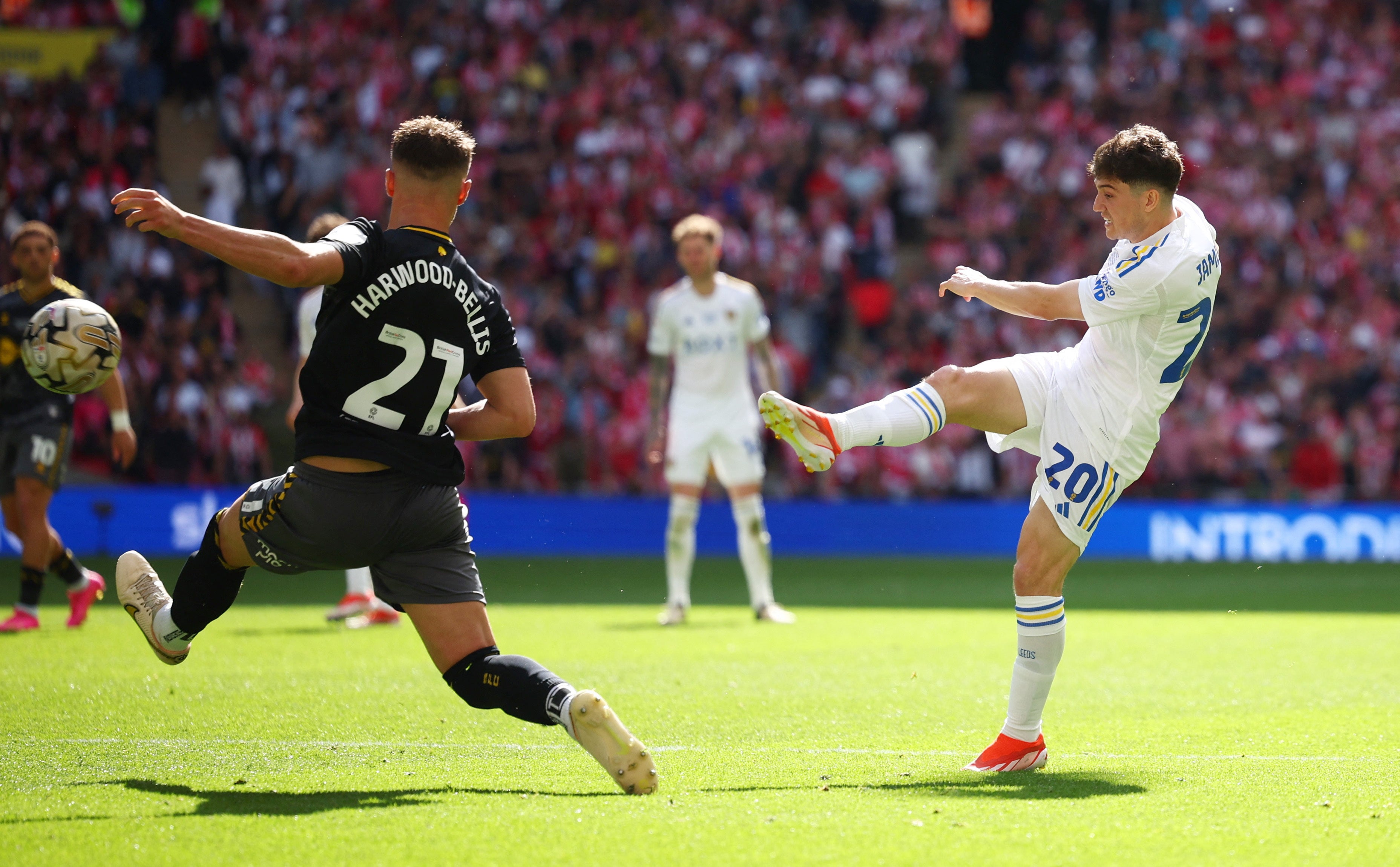 Dan James clattered the bar for Leeds as they just missed out