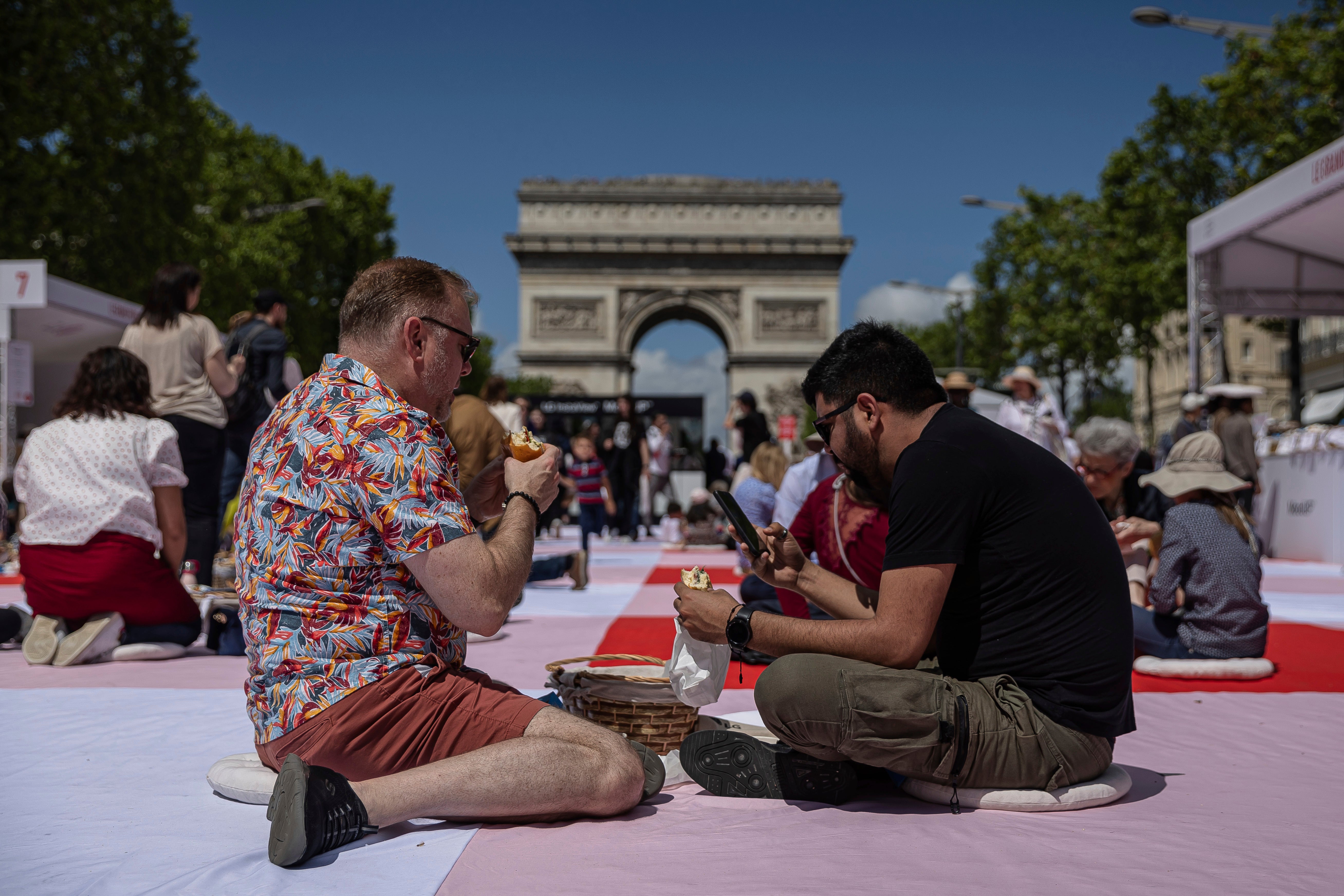 Paris Giant Picnic