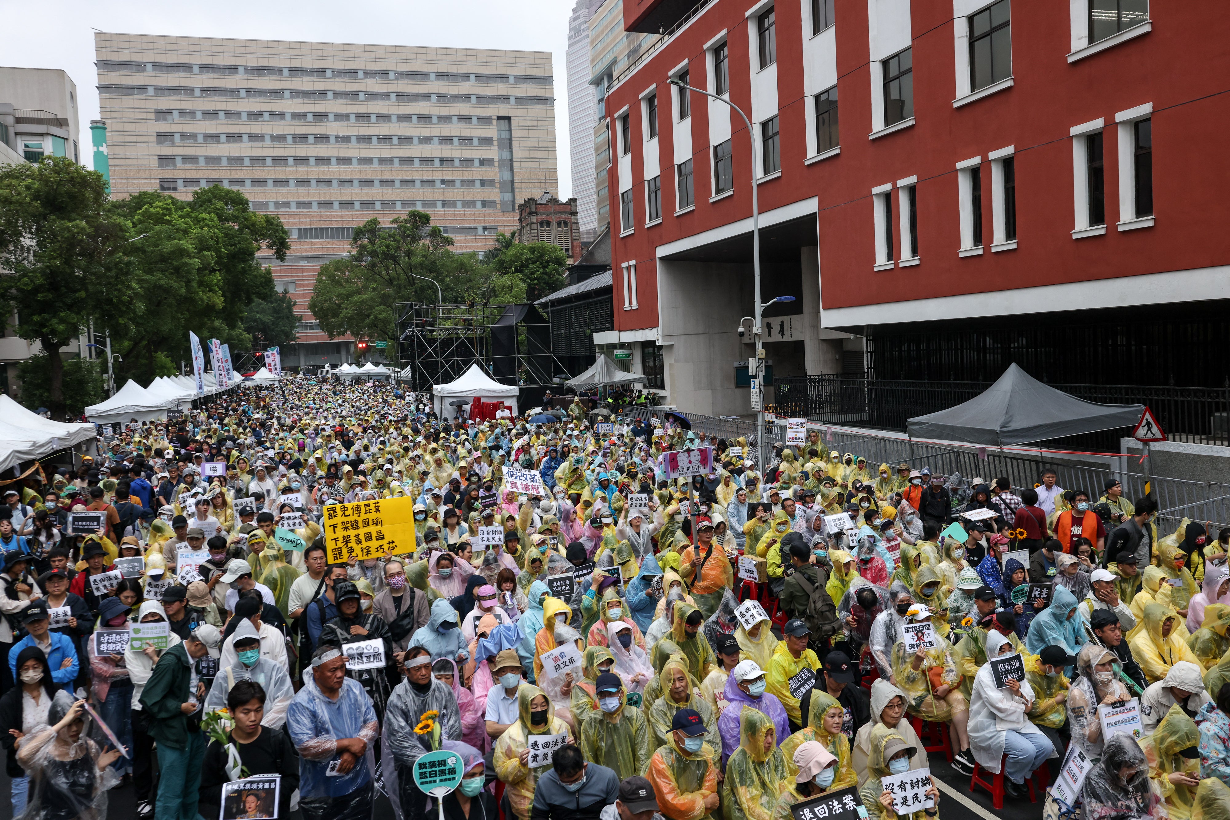 Thousands of protestors attend a rally during the vote for the Parliament reform bill outside of Legislative Yuan in Taipei