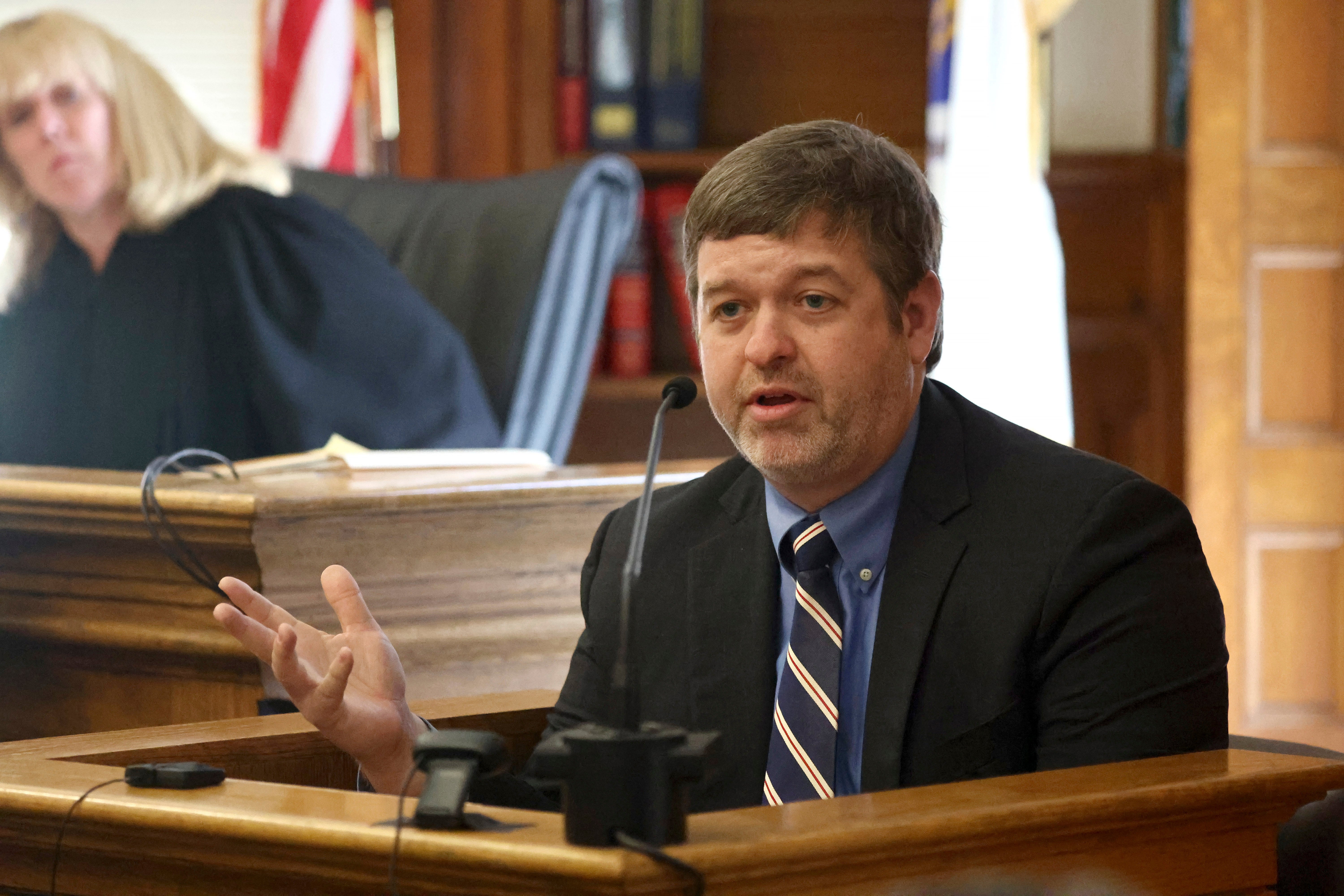 Officer Killed Girlfriend Trial