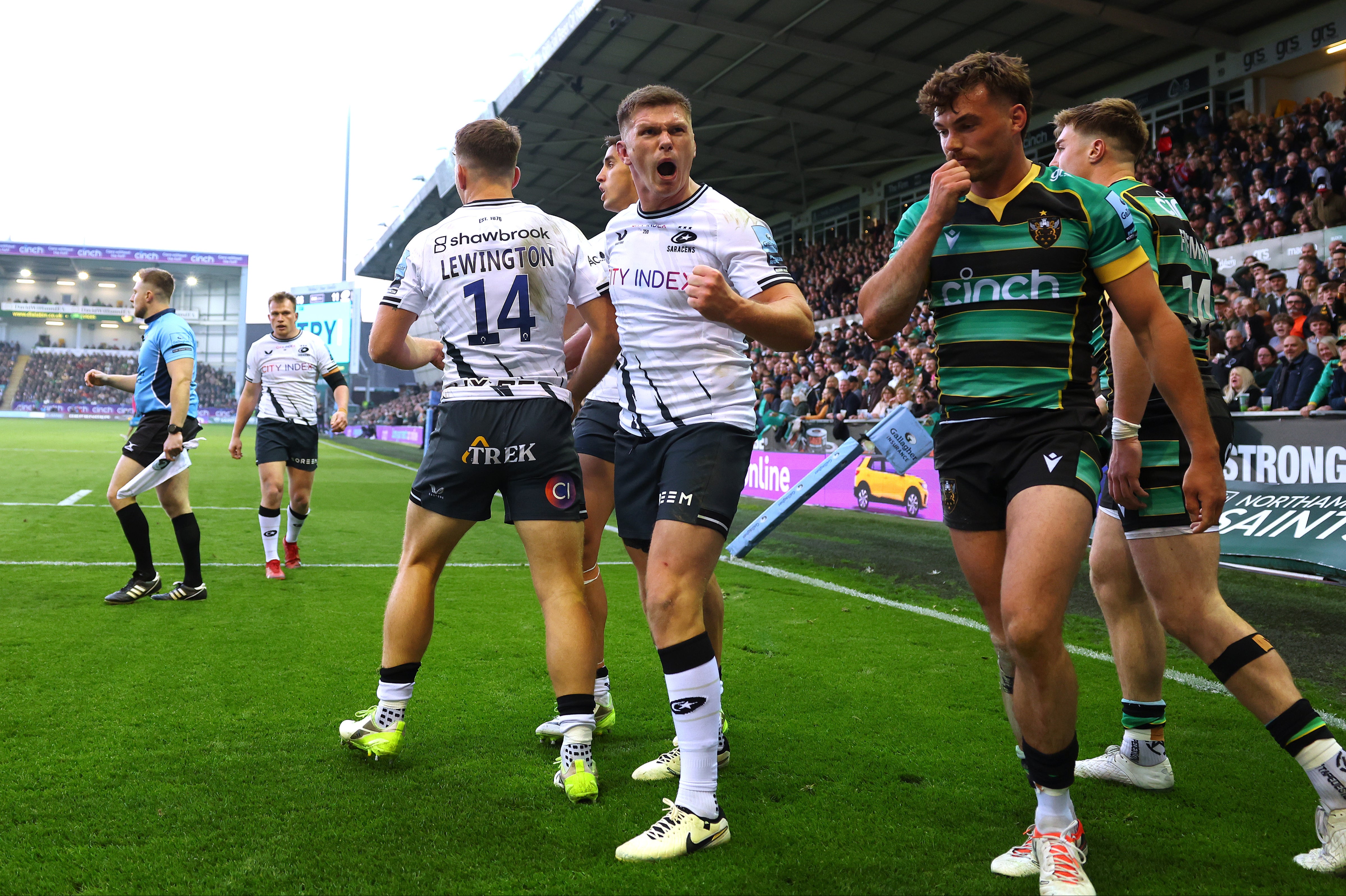 Owen Farrell almost led Saracens to a comeback victory