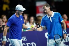 Andy Murray expects to team up with brother Jamie in Wimbledon doubles