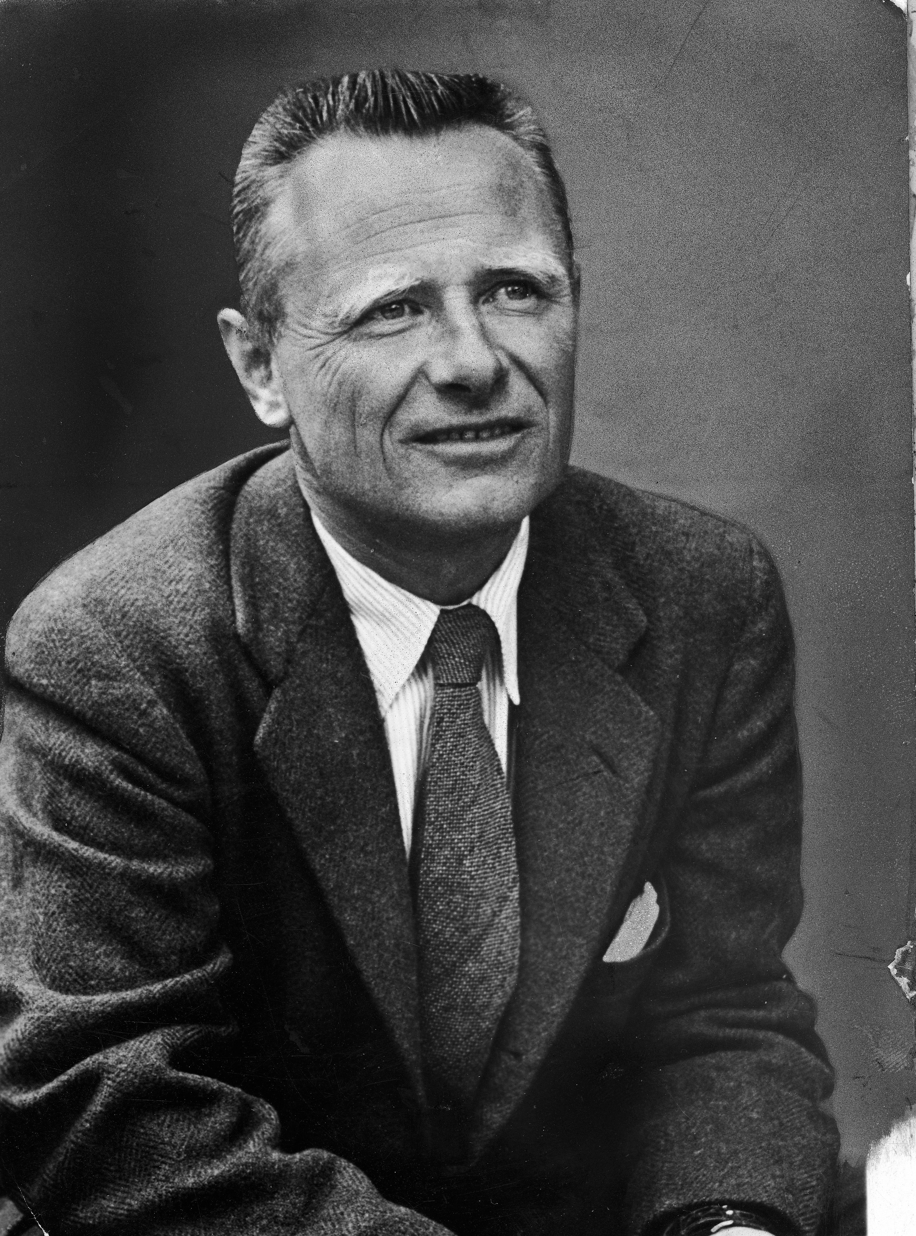 Portrait of Isherwood taken around 1950