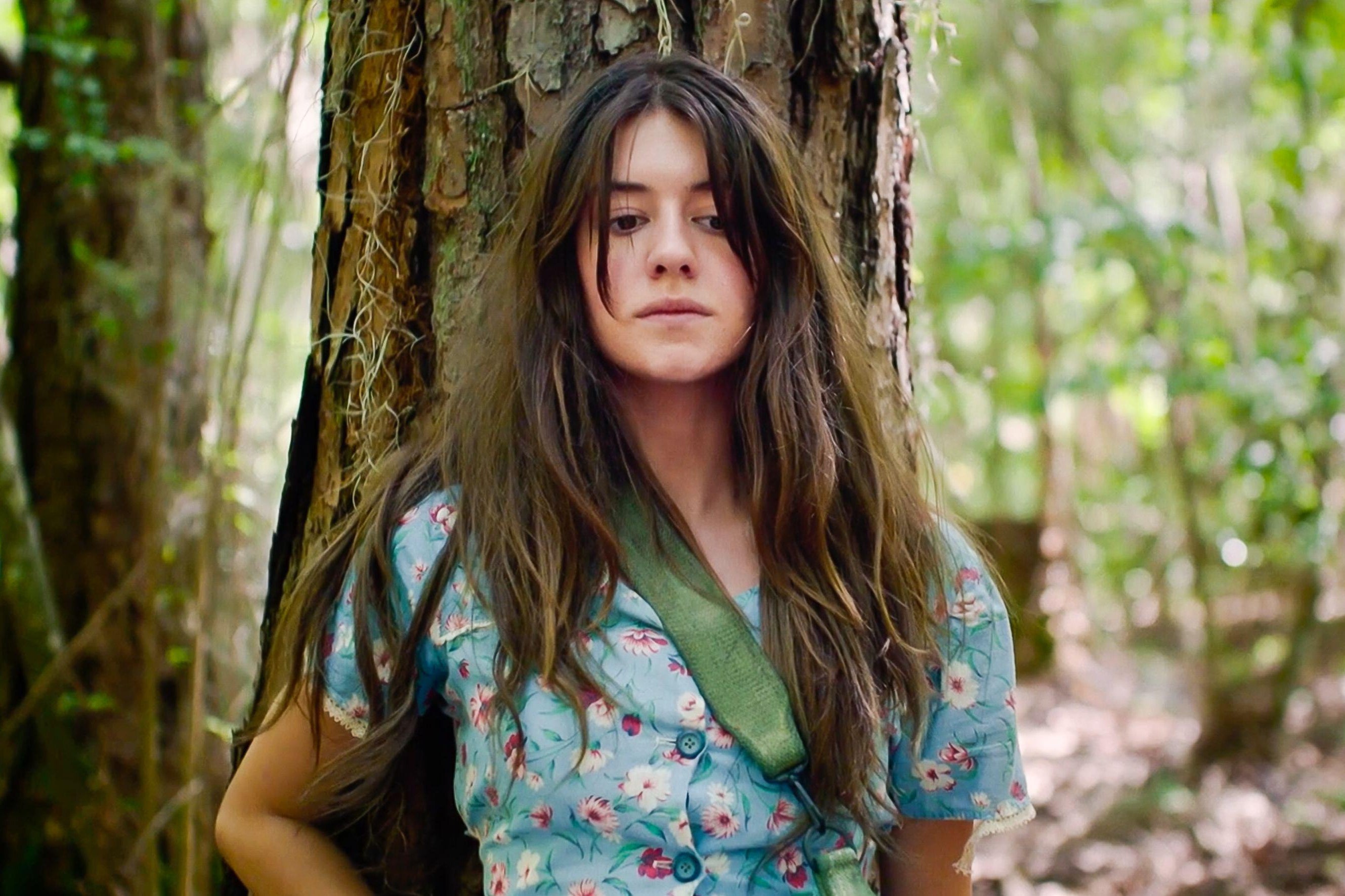 The film follows the life of Kya played by British actress Daisy Edgar-Jones