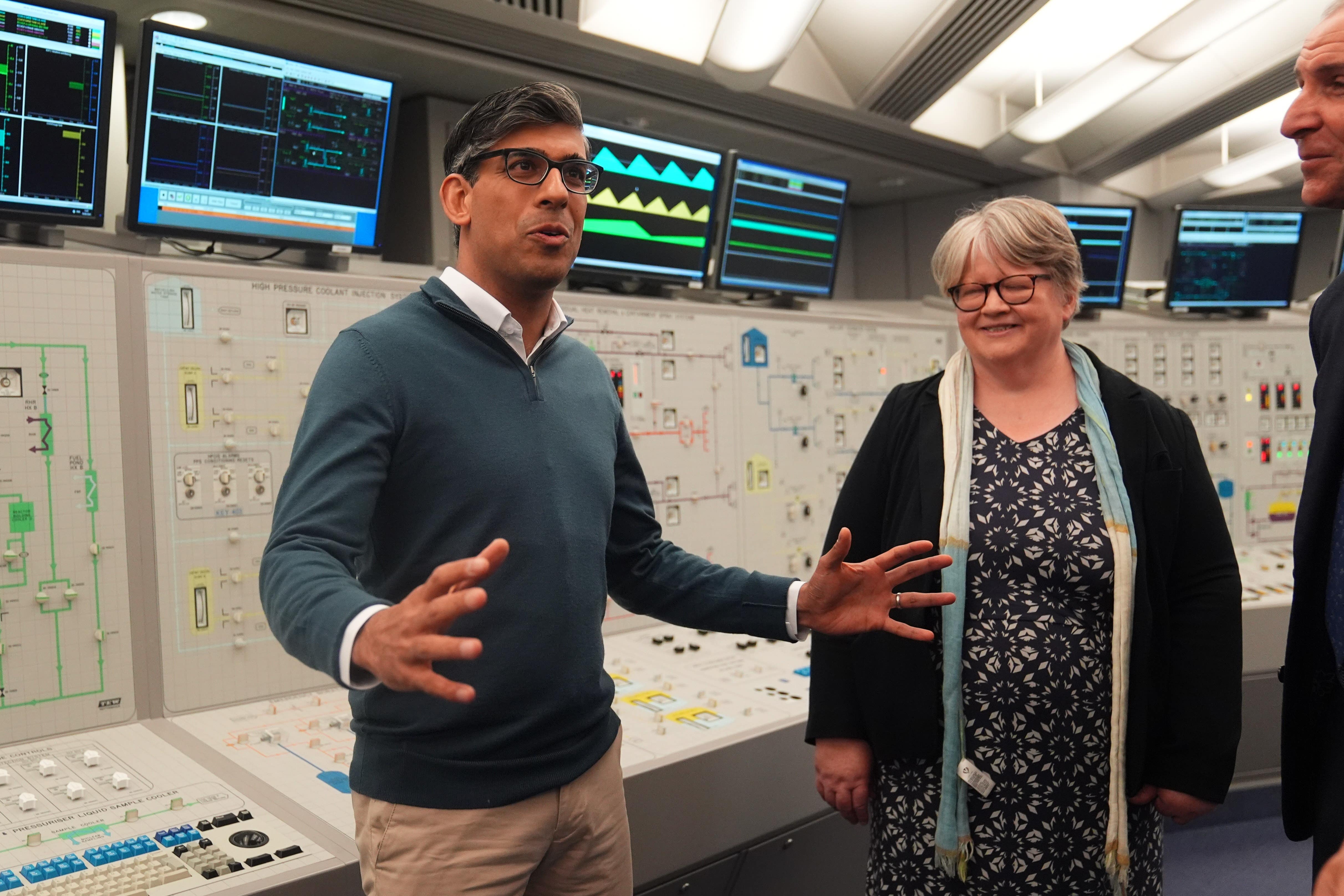 Former prime minister Rishi Sunak with Therese Coffey (PA)