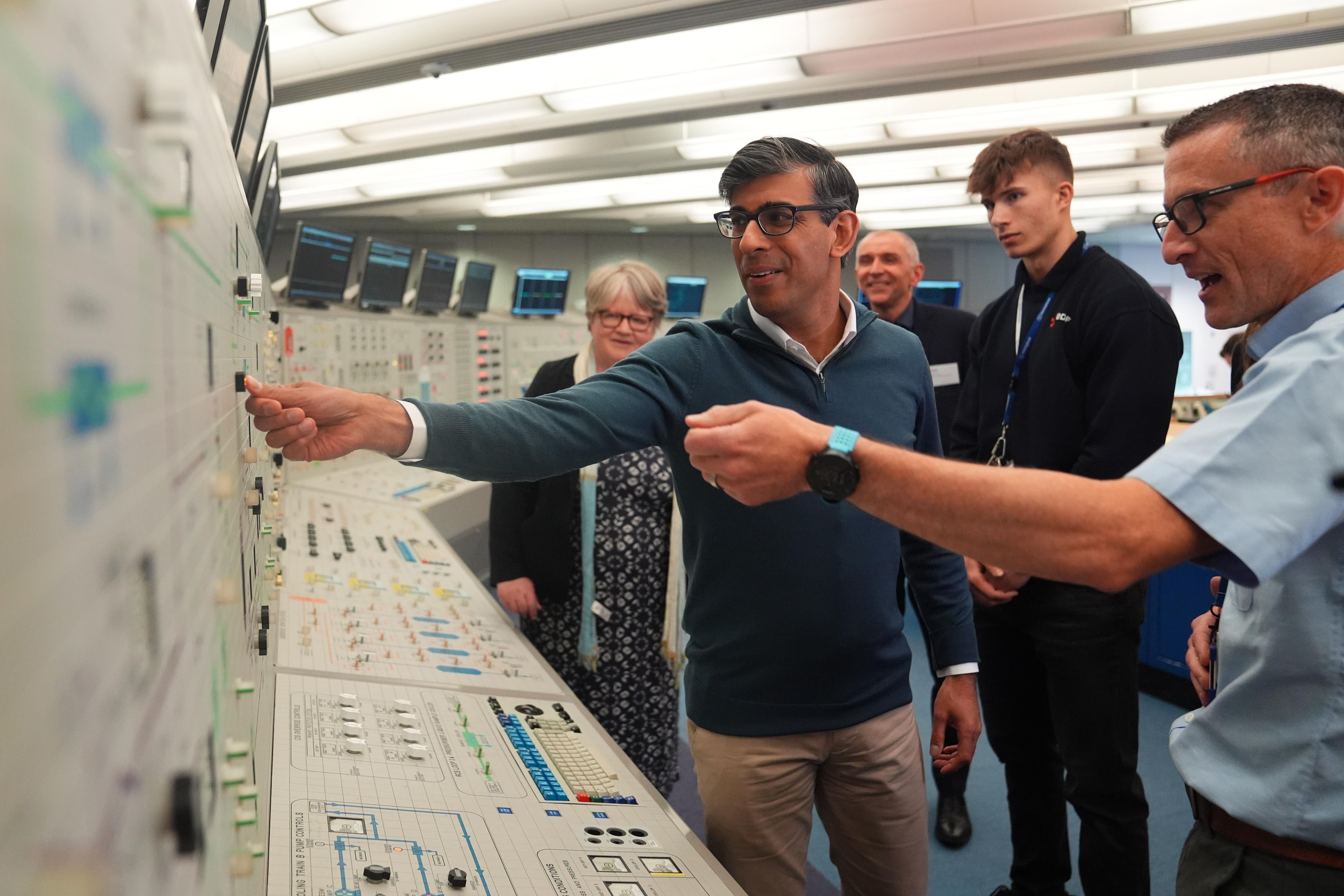 Rishi Sunak in the training control room during a visit to Sizewell B nuclear power station (James Manning/PA)