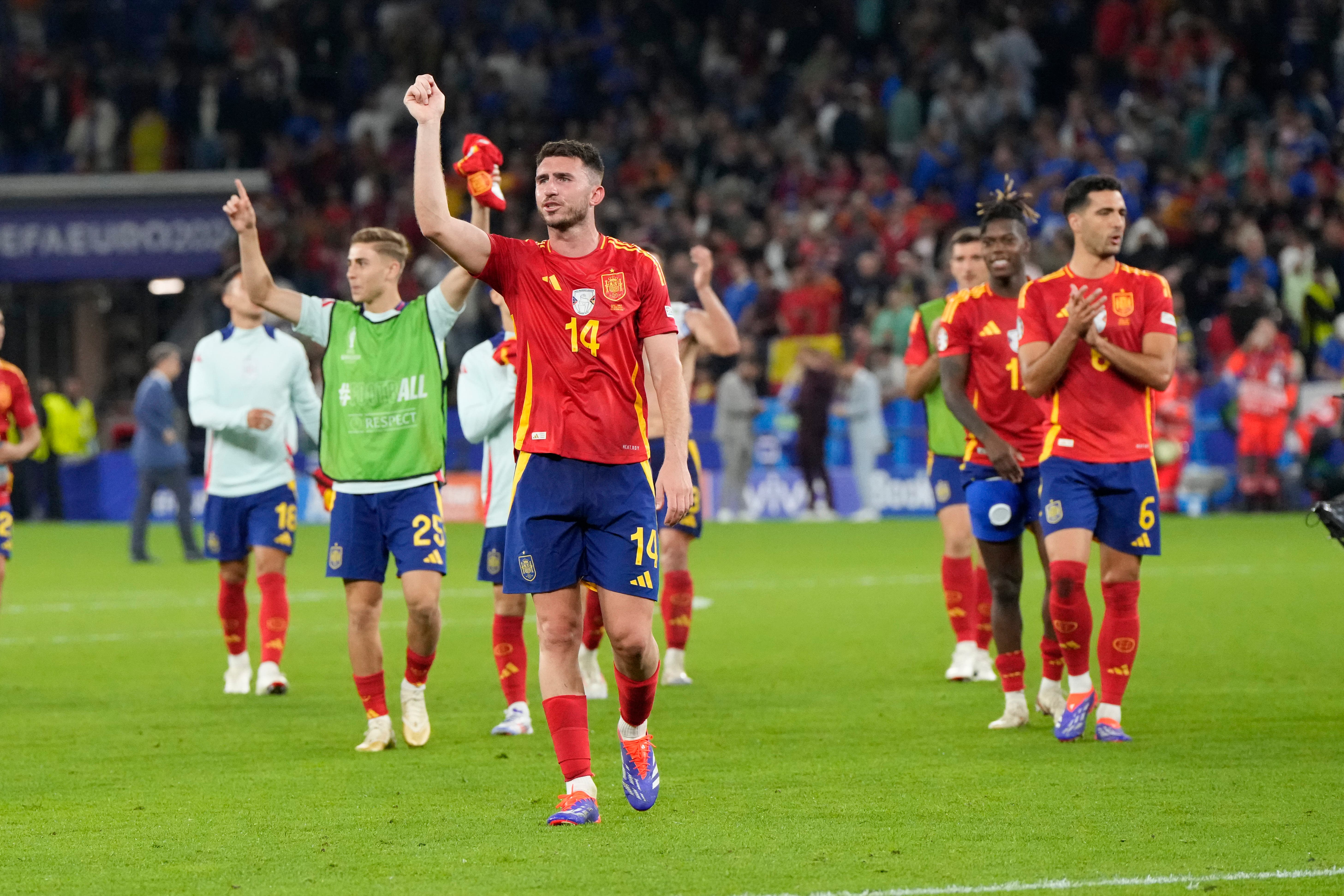 Spain boss Luis de la Fuente is convinced his players are “the best in the world” (Martin Meissner/AP/PA)