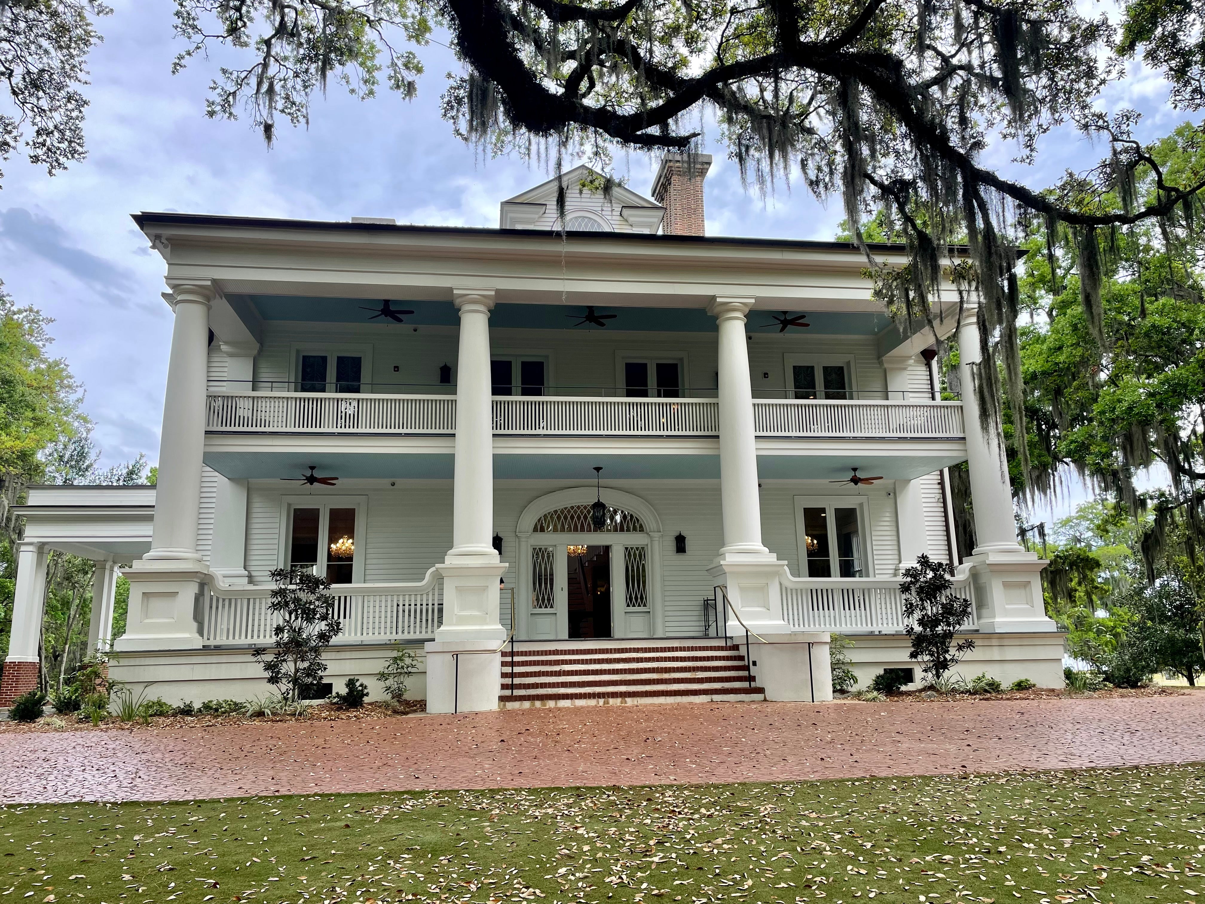 The balcony at Admiral’s House was part of Allie’s dream house