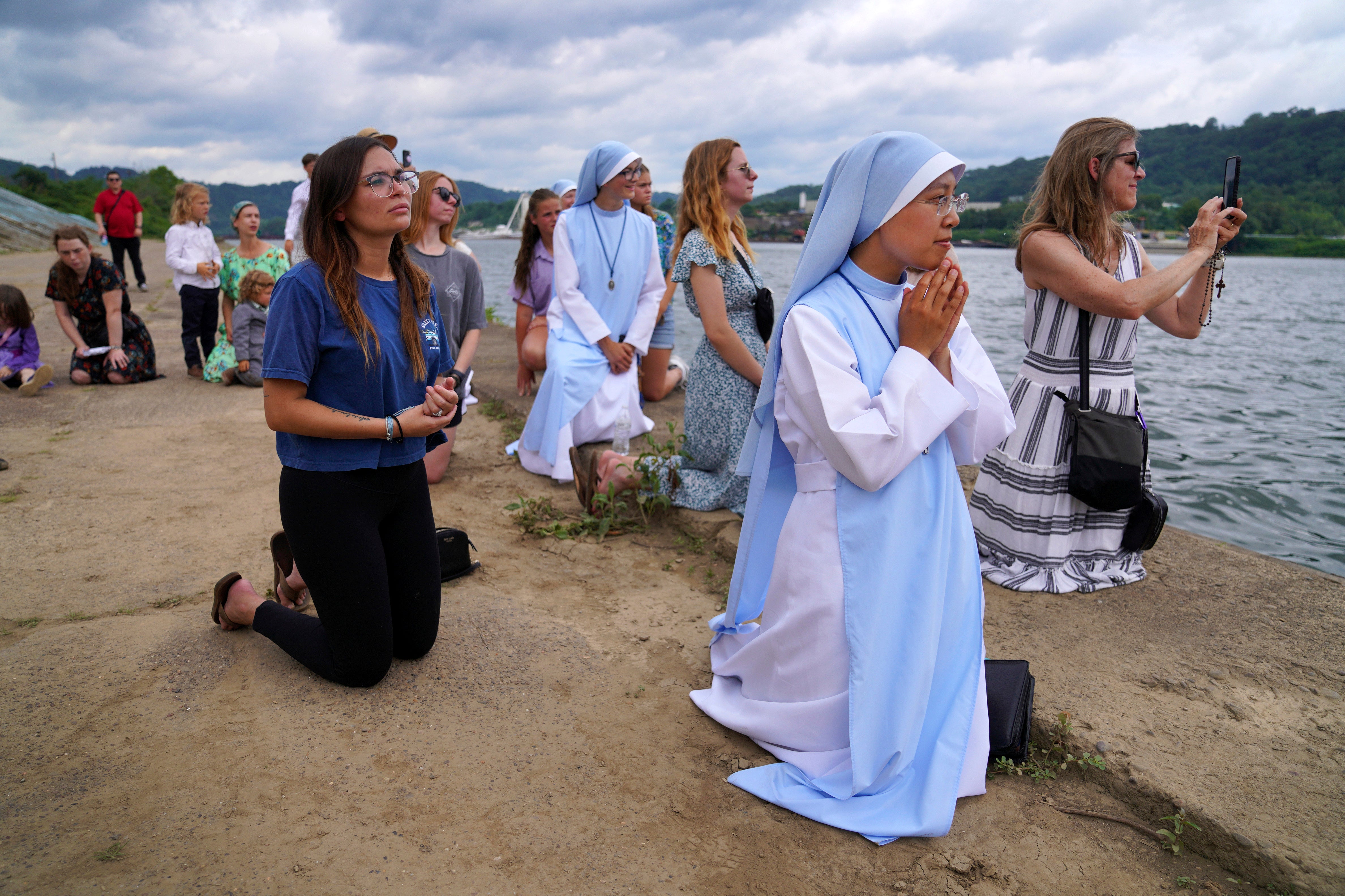 APTOPIX Eucharist Pilgrimage