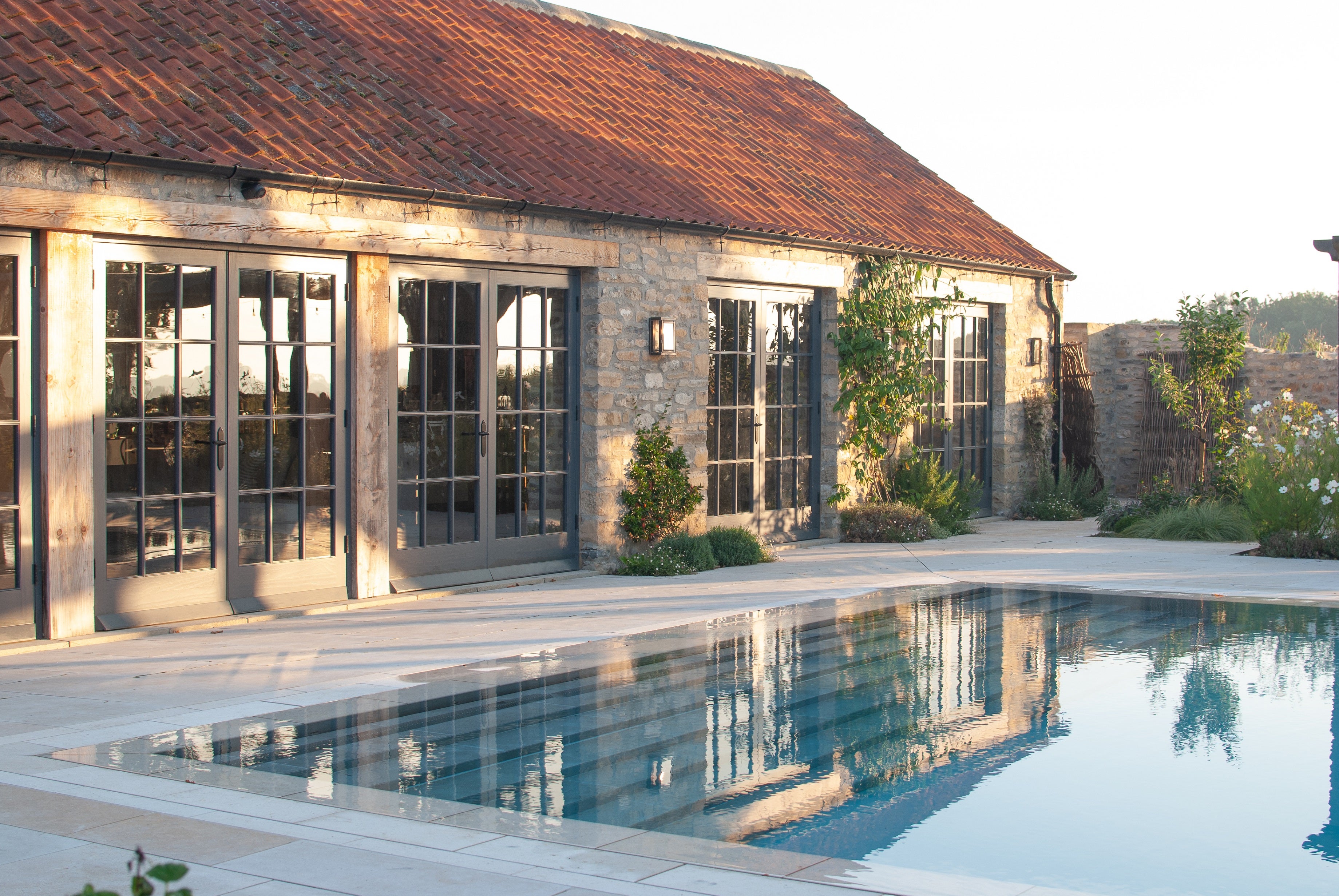 Time for a dip? The outdoor at Middleton Lodge