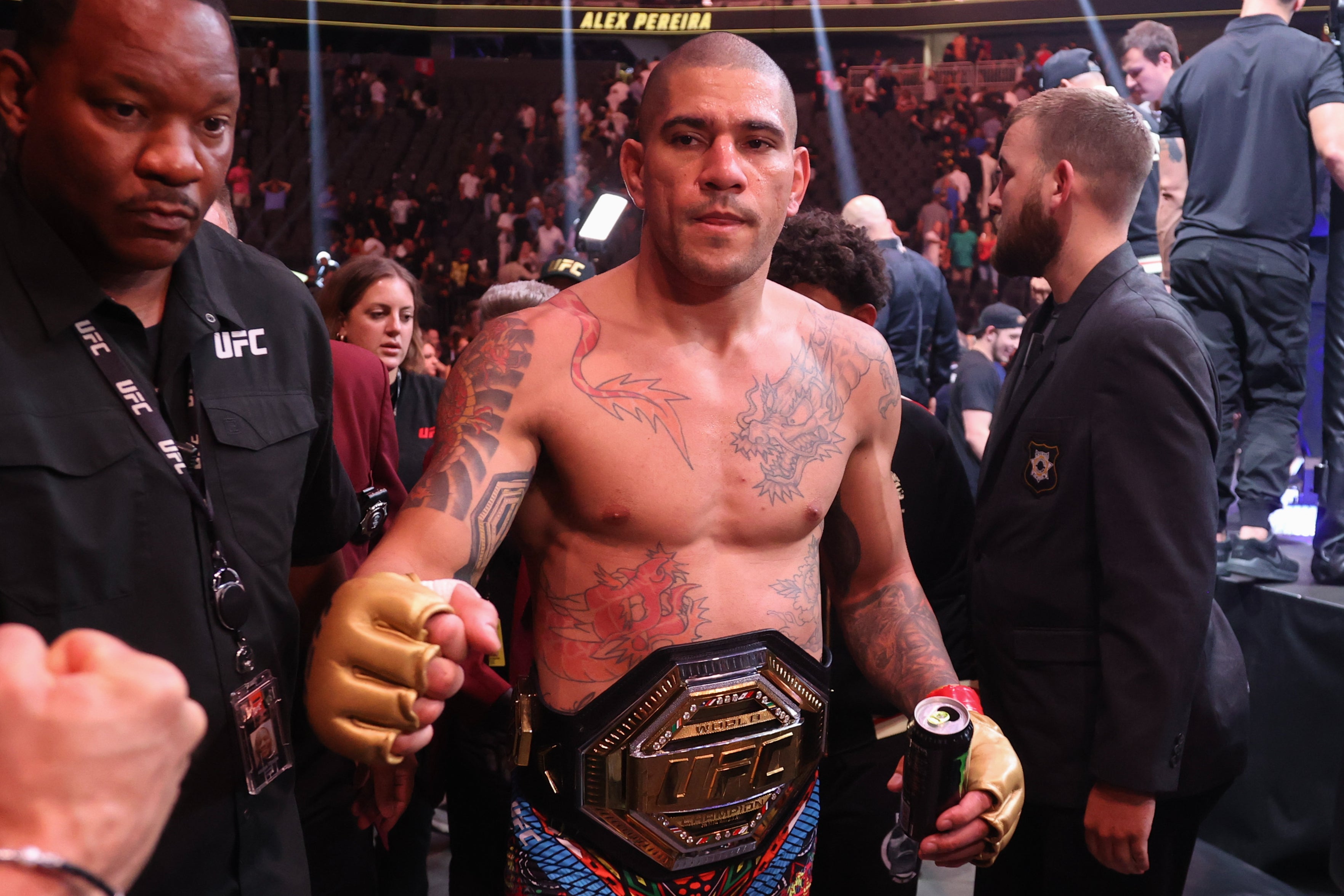 Alex Pereira is keen to try his hand at boxing