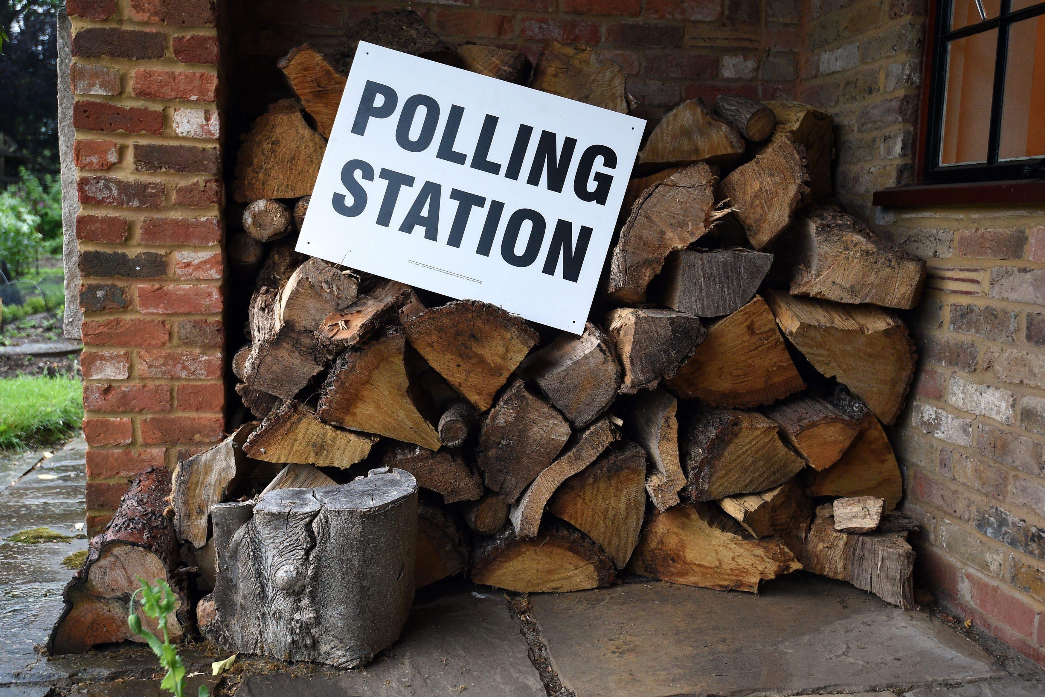 Labour is holding on to its large poll lead over the Conservatives ahead of the General Election on Thursday July 4 (Andrew Matthews/PA)