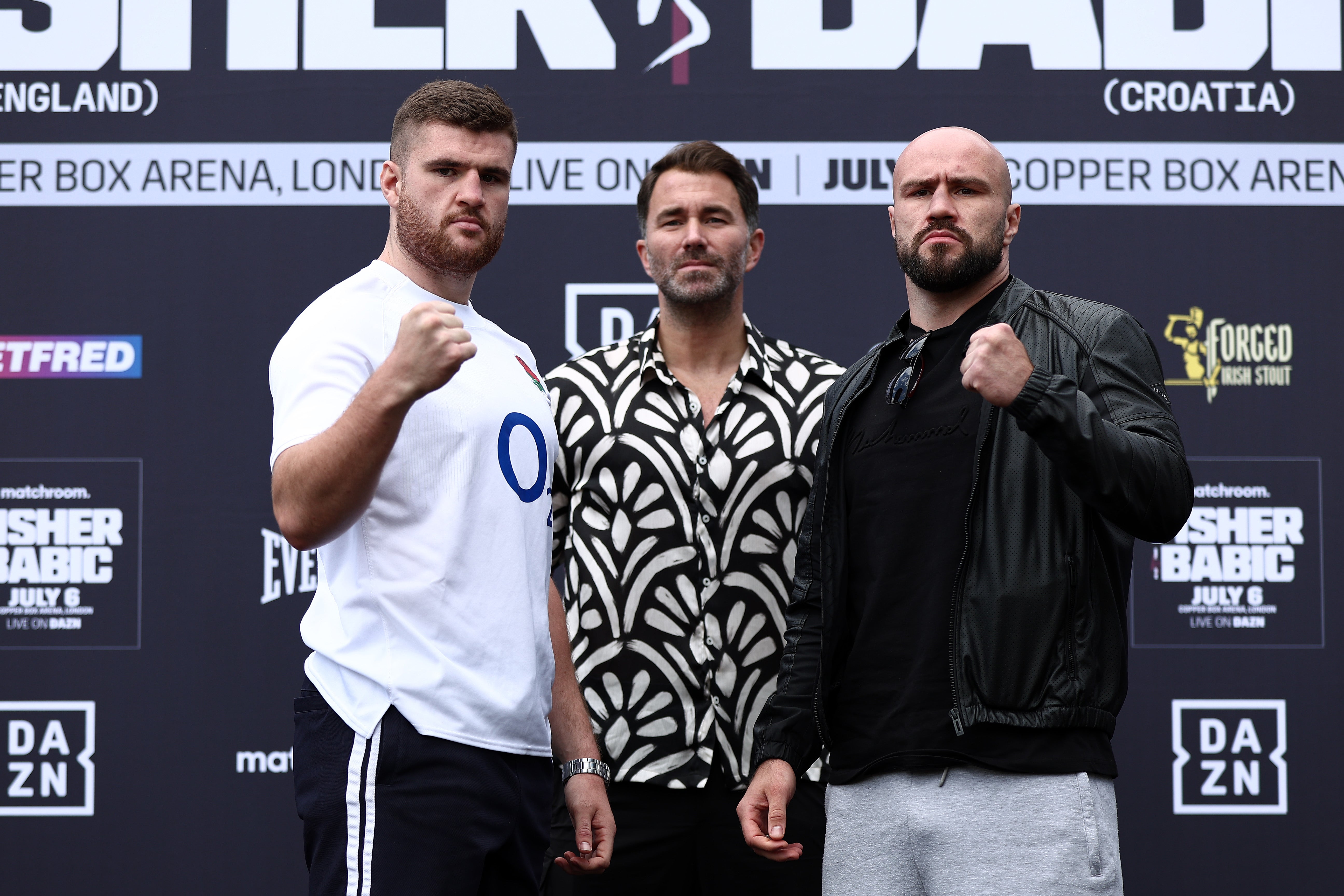 Johnny Fisher and Alen Babic face off in Brentwood, Essex