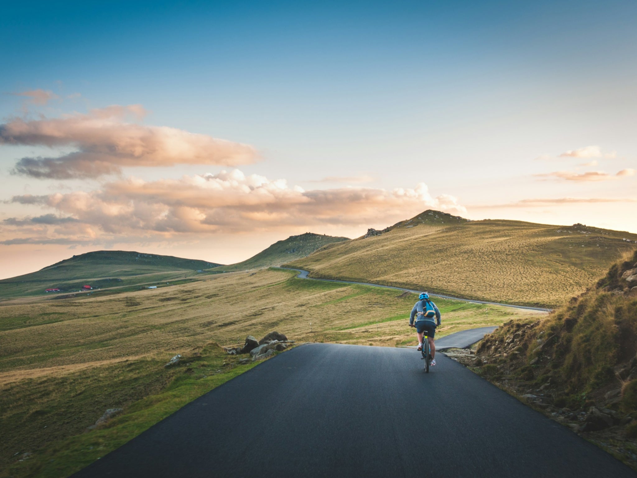 Cycling holidays can boost mental and physical health