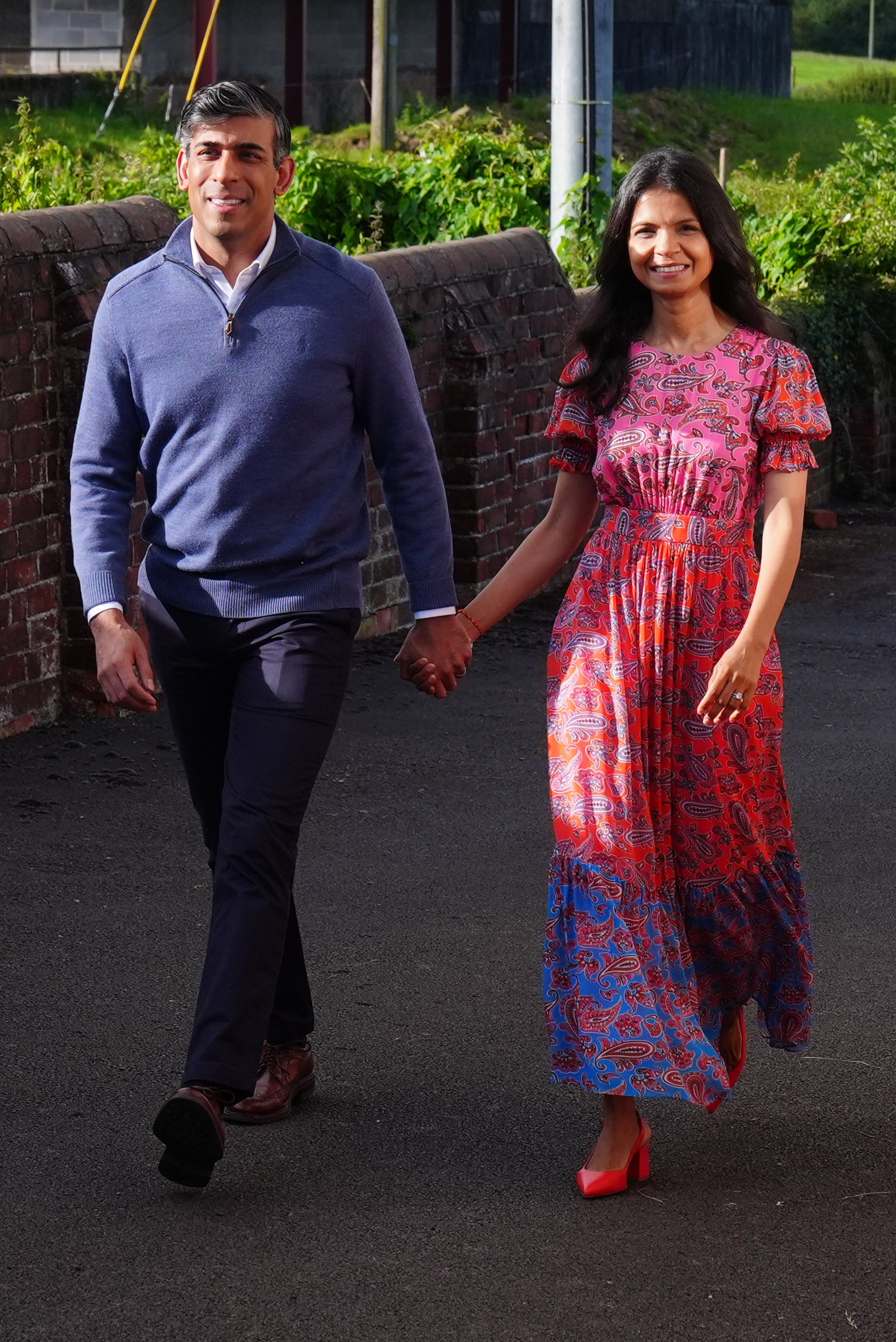 Sunak and his wife voting