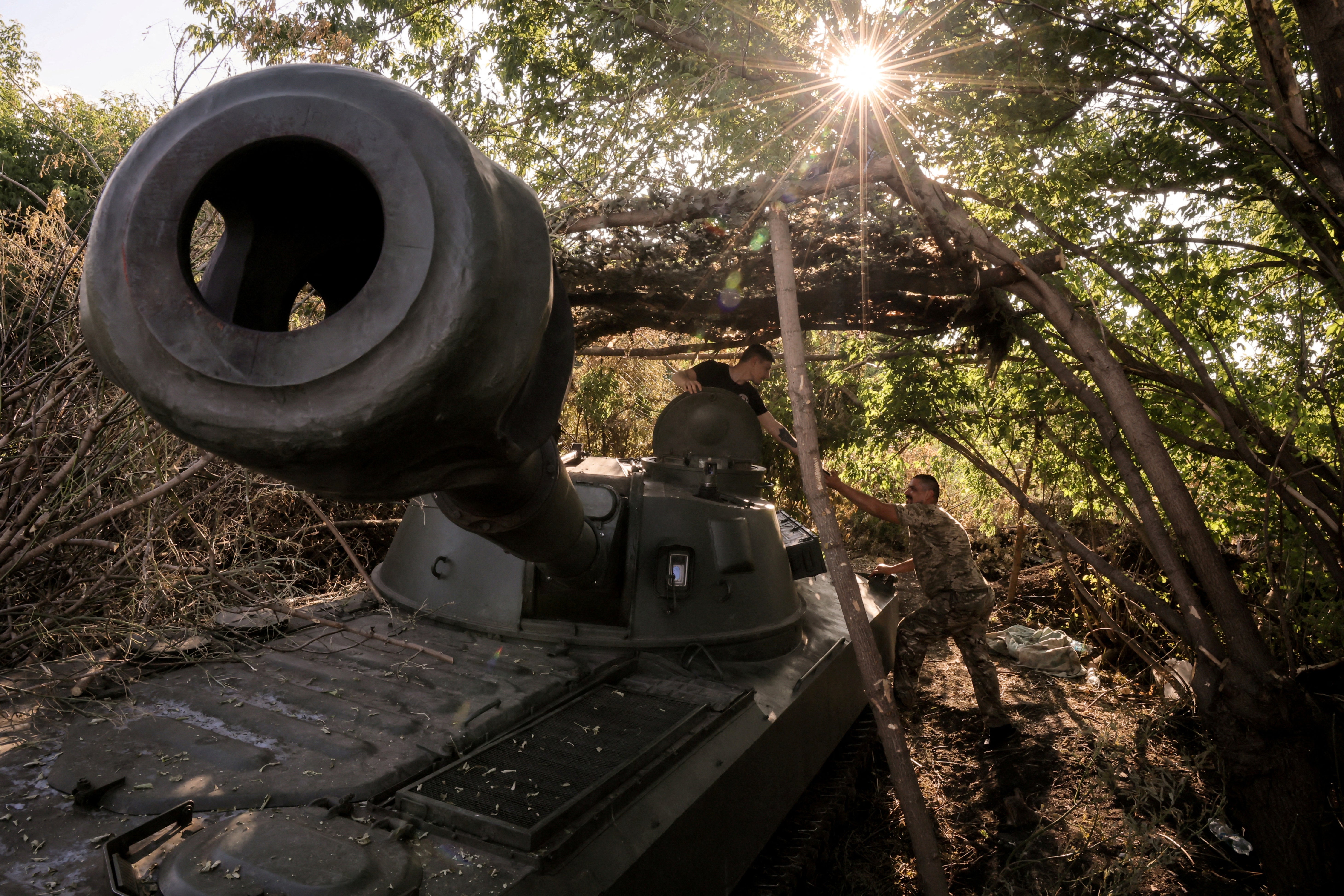 Ukrainian forces around Chasiv Yar