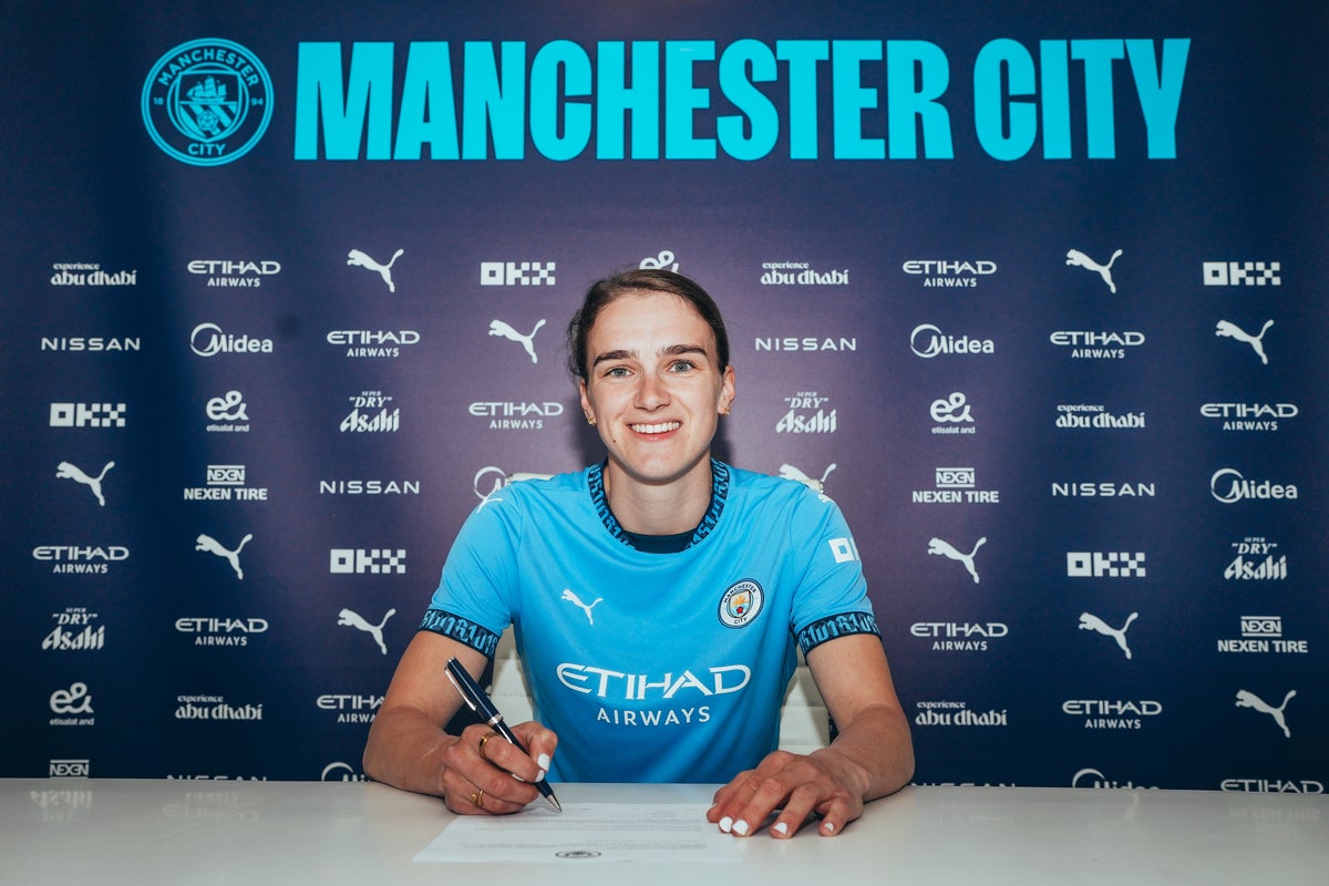 Vivianne Miedema has joined Manchester City after leaving Arsenal