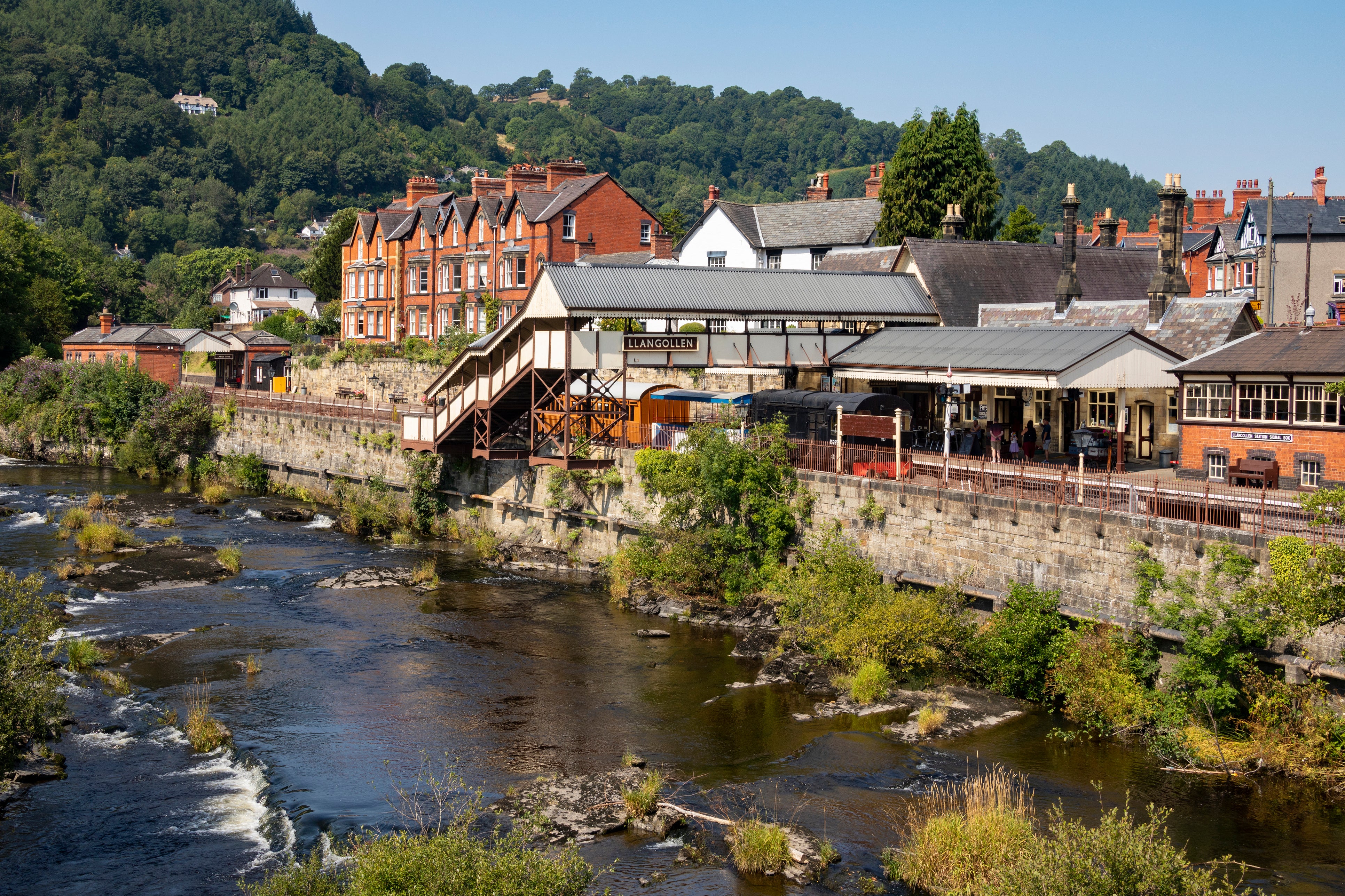 Book a romantic long weekend near Welshpool