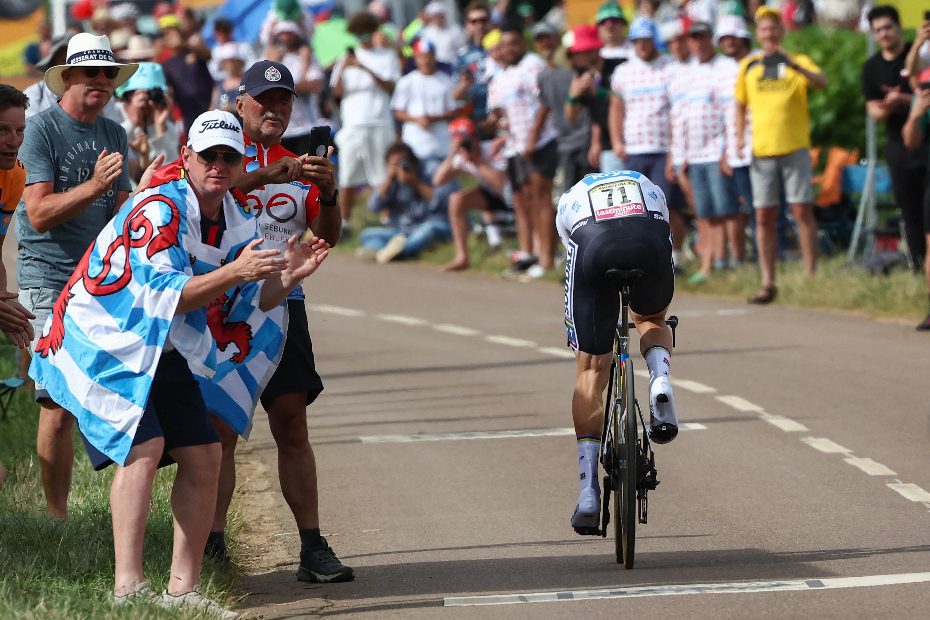 Remco Evenepoel overcame an early issue during the time trial