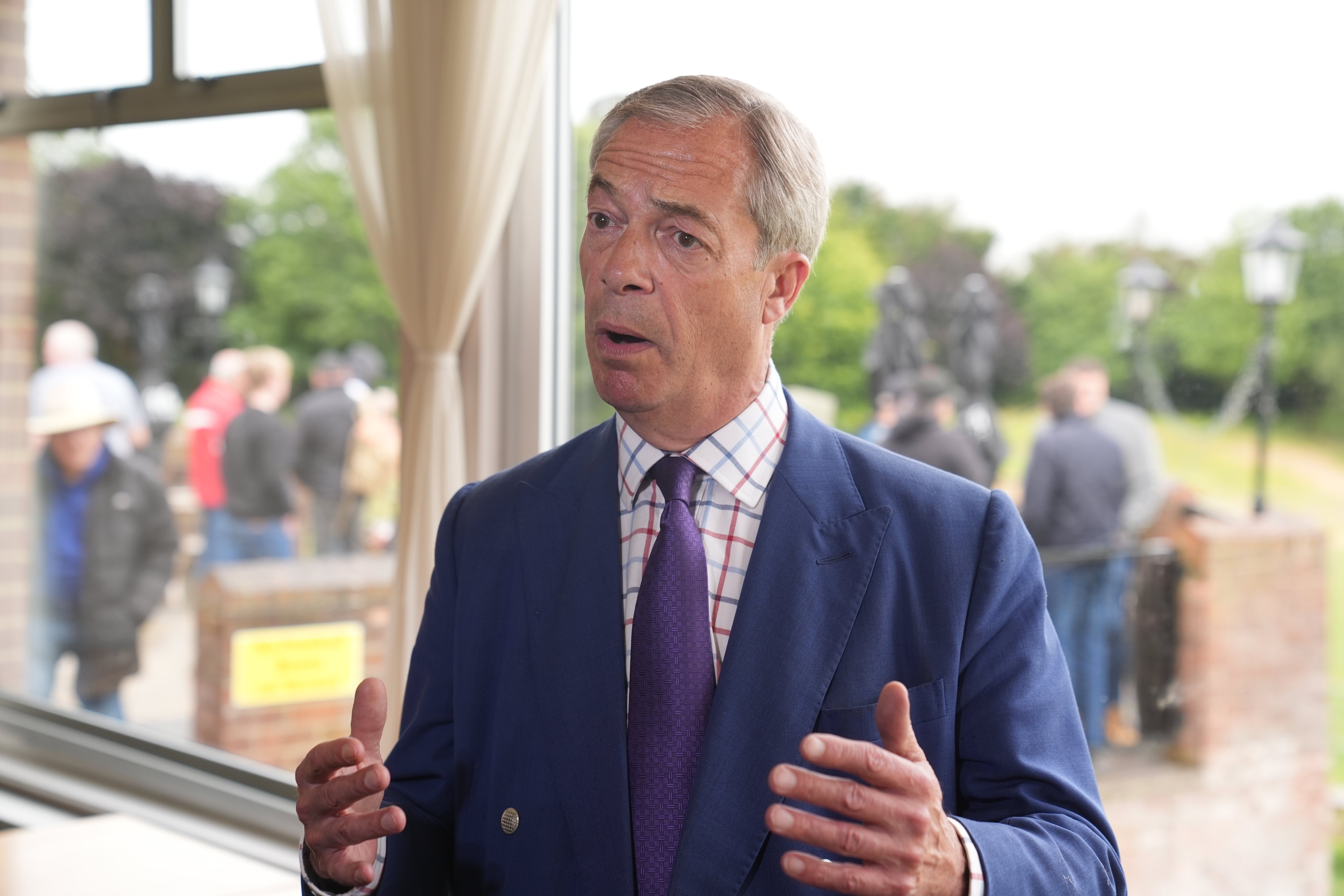 Farage wants to replace the Conservative Party