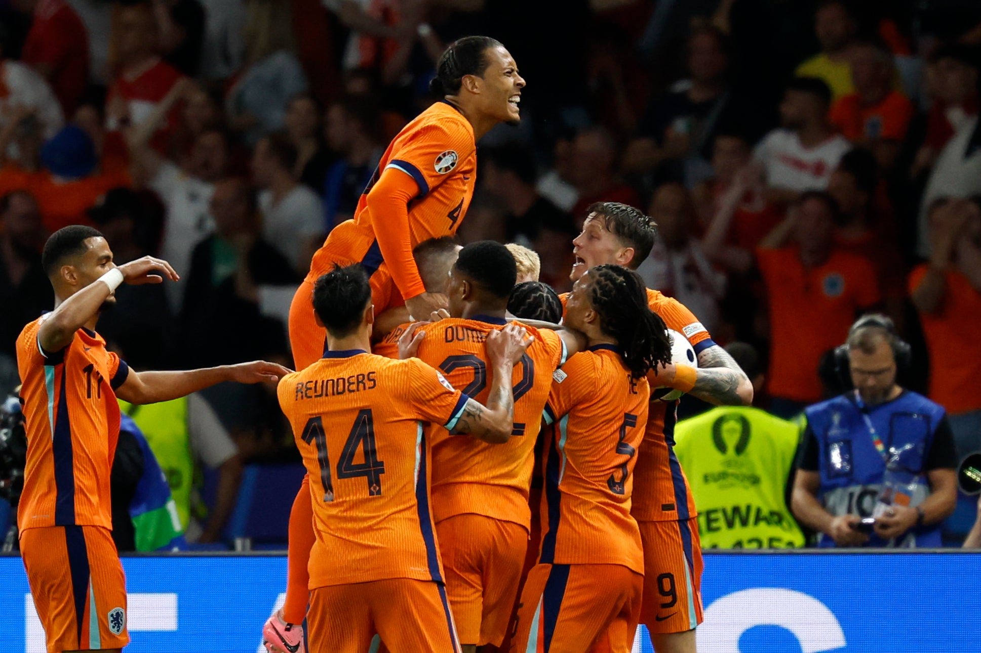 Netherlands fought from behind to see off Turkey in the quarter-finals