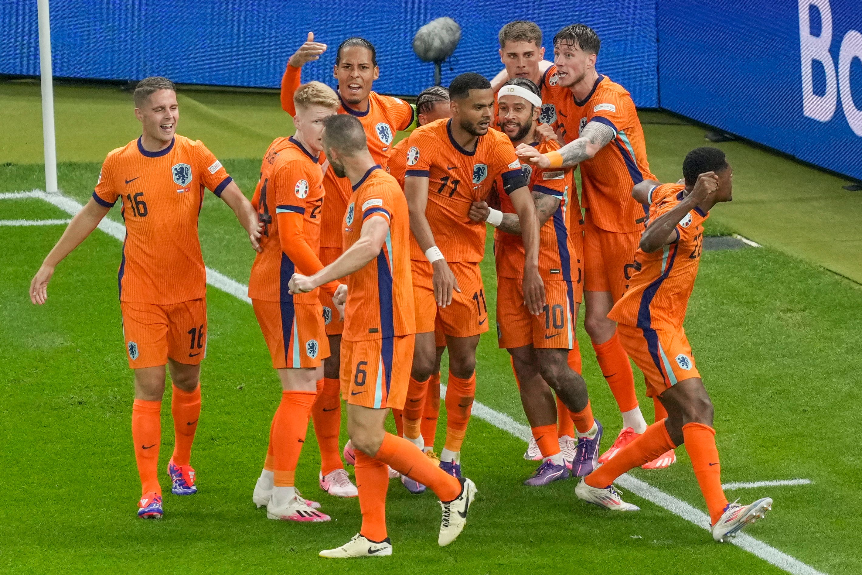 The Netherlands set up a Euro 2024 semi-final against England (Markus Schreiber/AP)