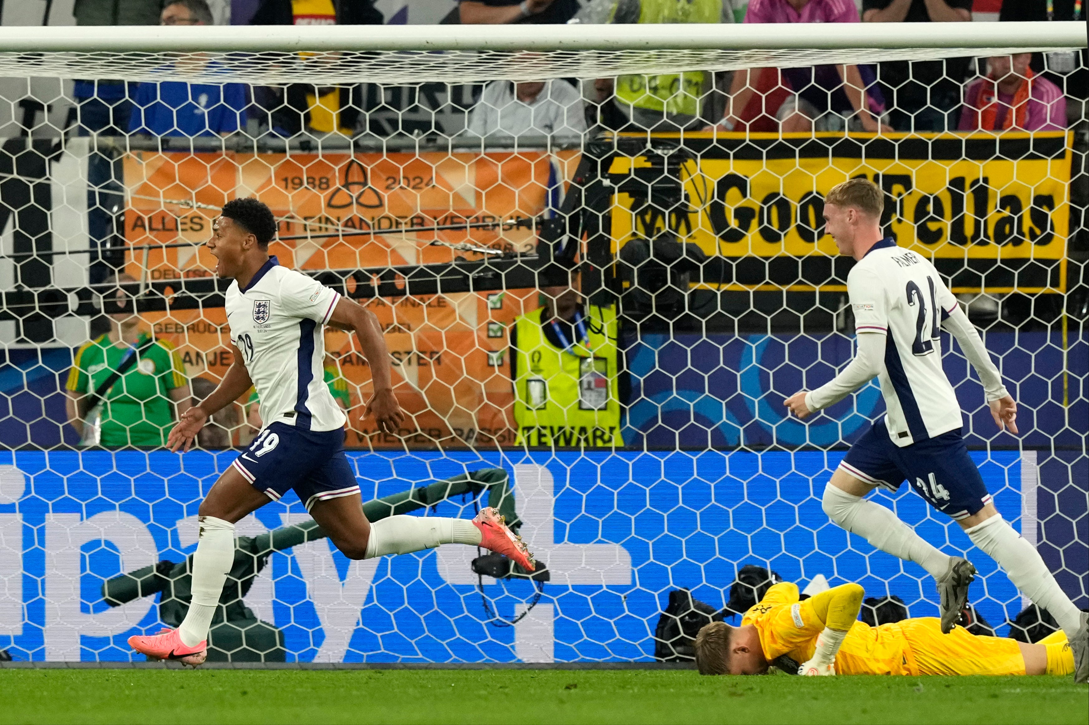 England subs Ollie Watkins (left) and Cole Palmer combined for the winner