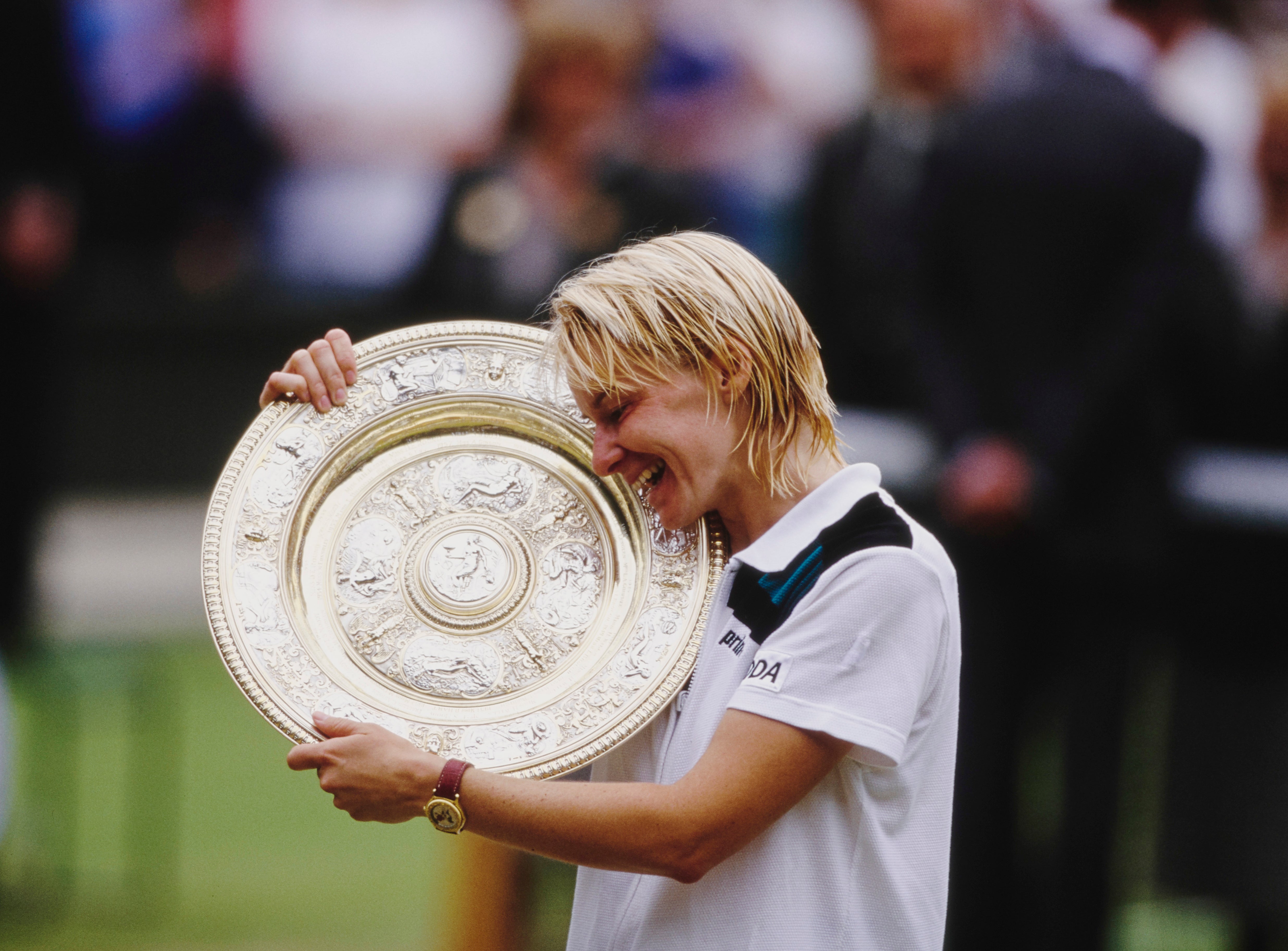 Krejcikova emulates mentor Jana Novotna, who won the title in 1998