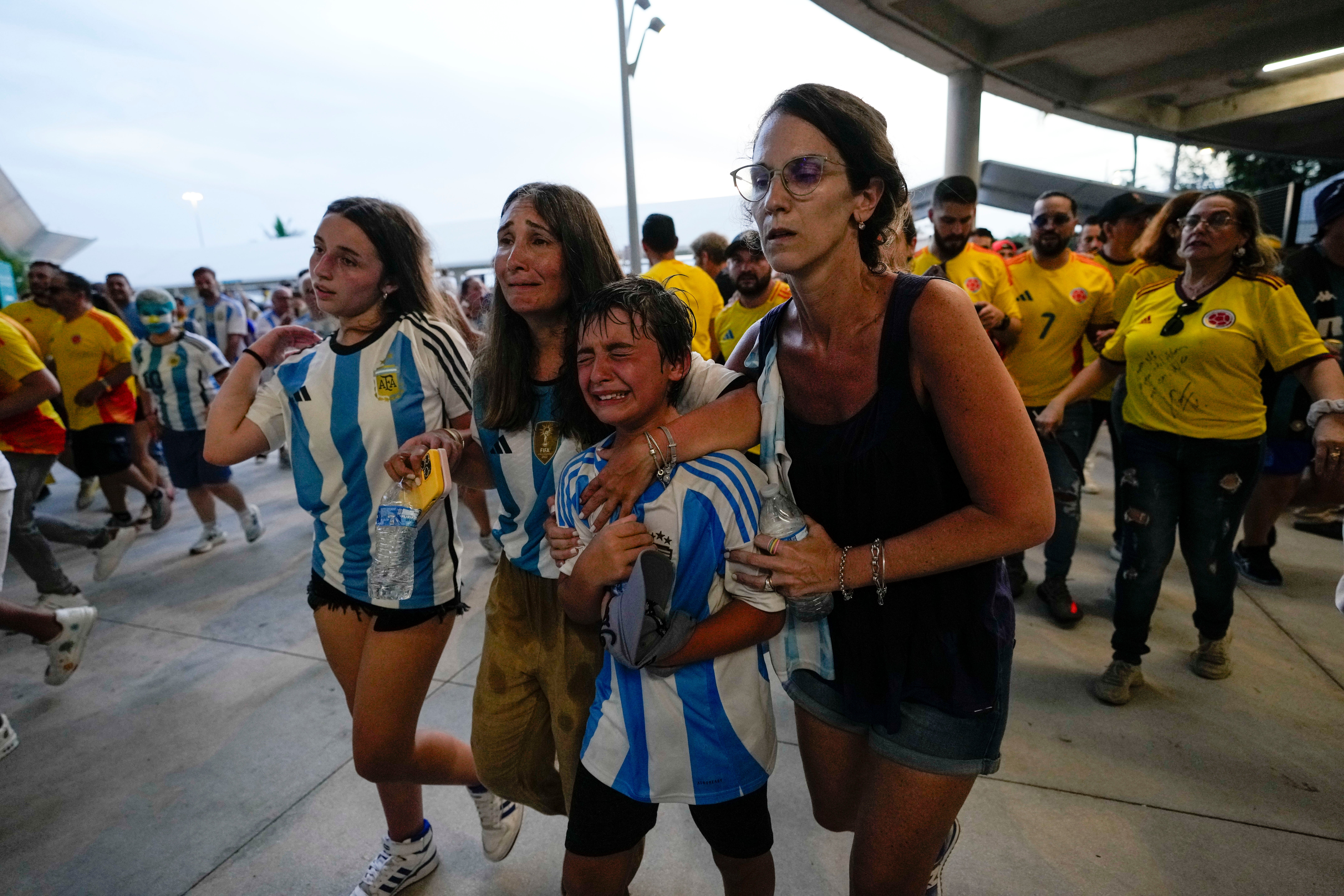 Fans and children were left in tears as they tried to enter the stadium for the 2024 Copa America final between Argentina and Colombia