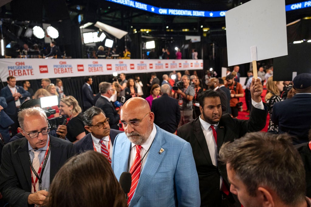 Chris LaCivita, senior advisor to the Trump campaign, appears at the RNC. He spoke to a group about carrying his weapon