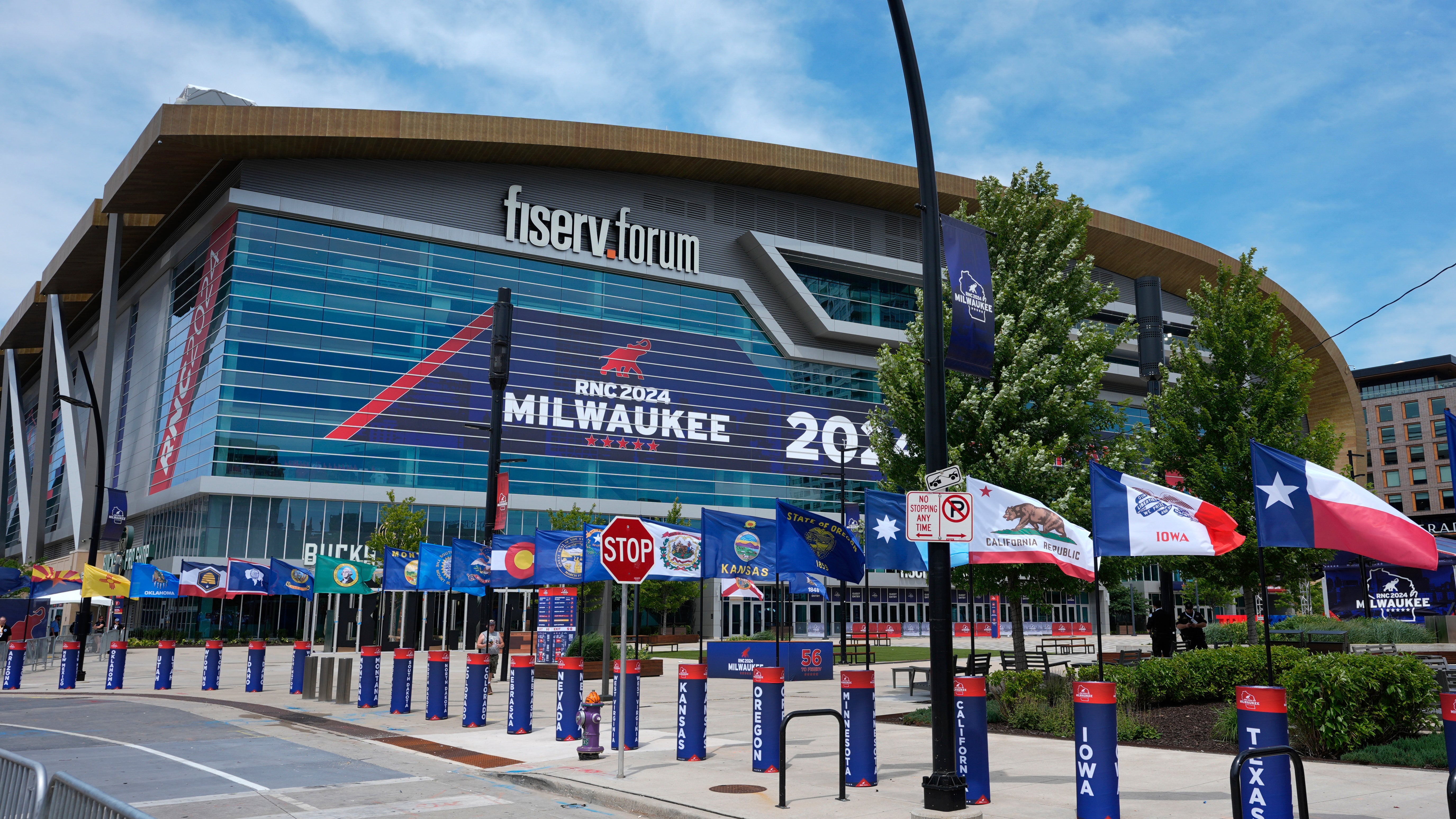 A 21-year-old was arrested near the RNC in Milwaukee with a gun and a ski mask, police said