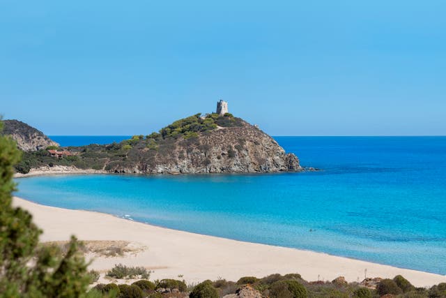 <p>Hot sand on toes: the immaculate Monte Cogoni beach </p>