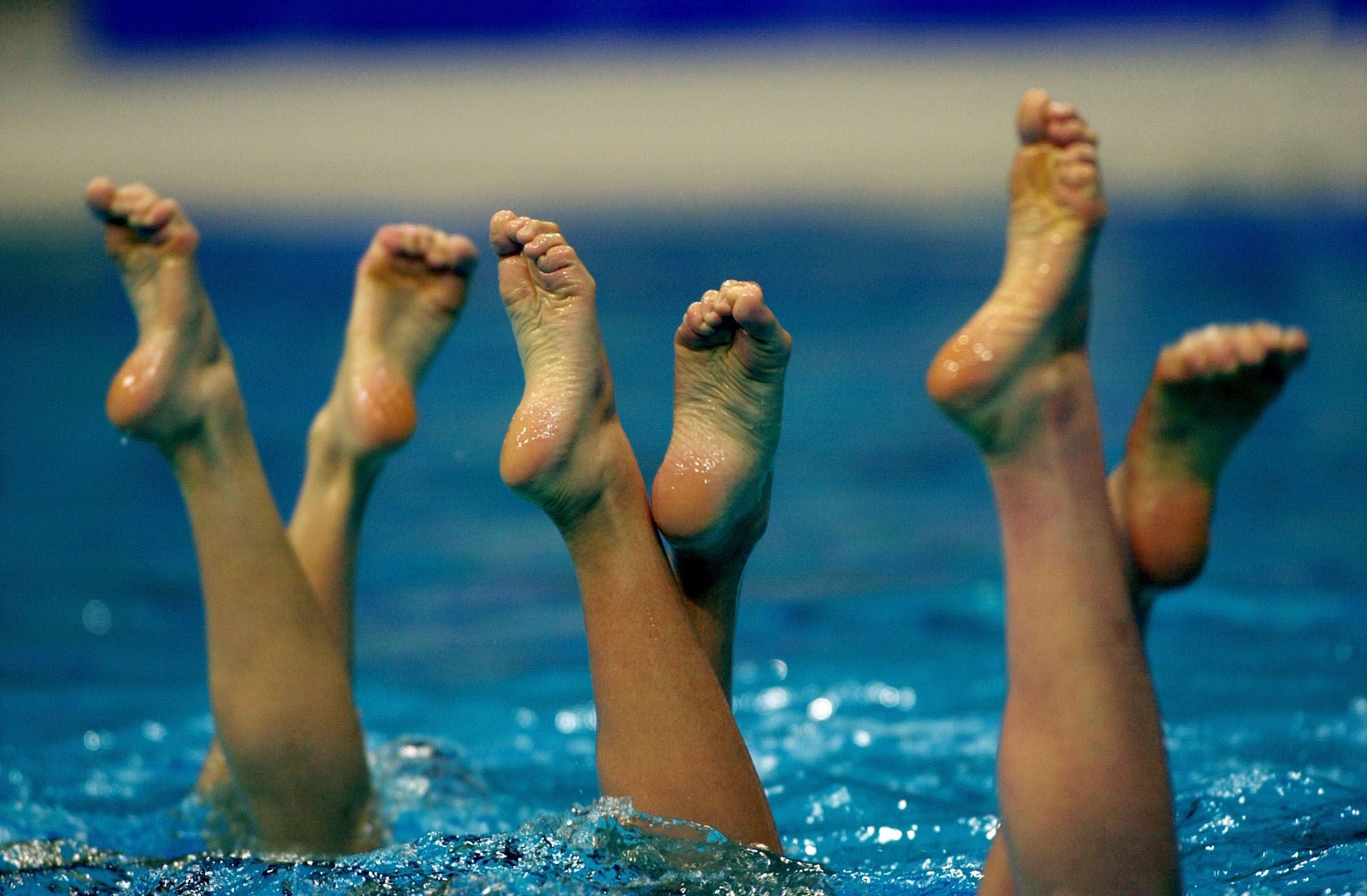 Japan’s synchronised swimming team during technical routine in Sydney, 2000