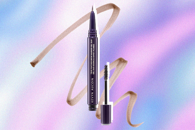 <p>The hybrid formula  features a pen and clear gel on each end </p>