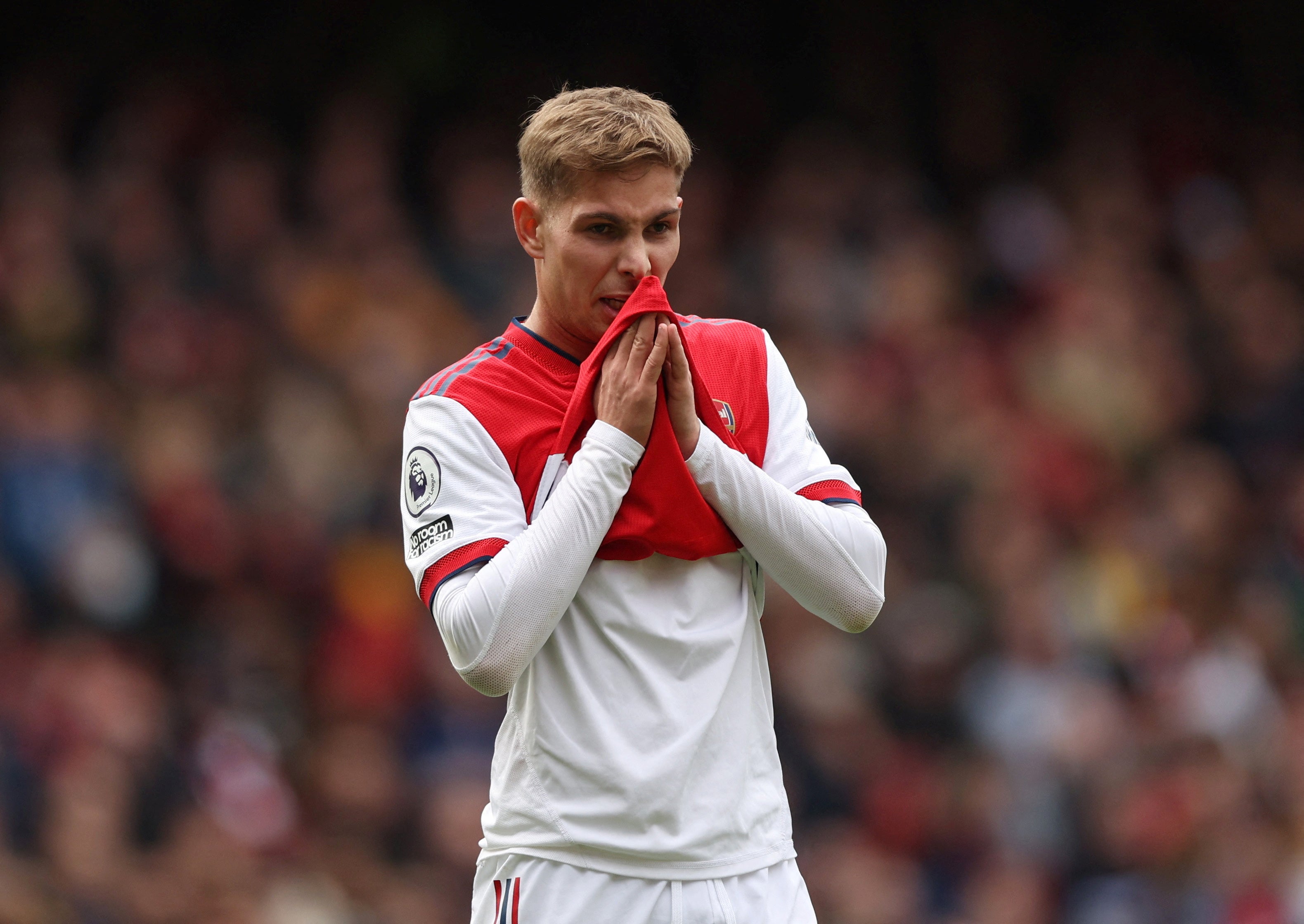 Emile Smith Rowe leaves Arsenal to join fellow Premier League side Fulham.