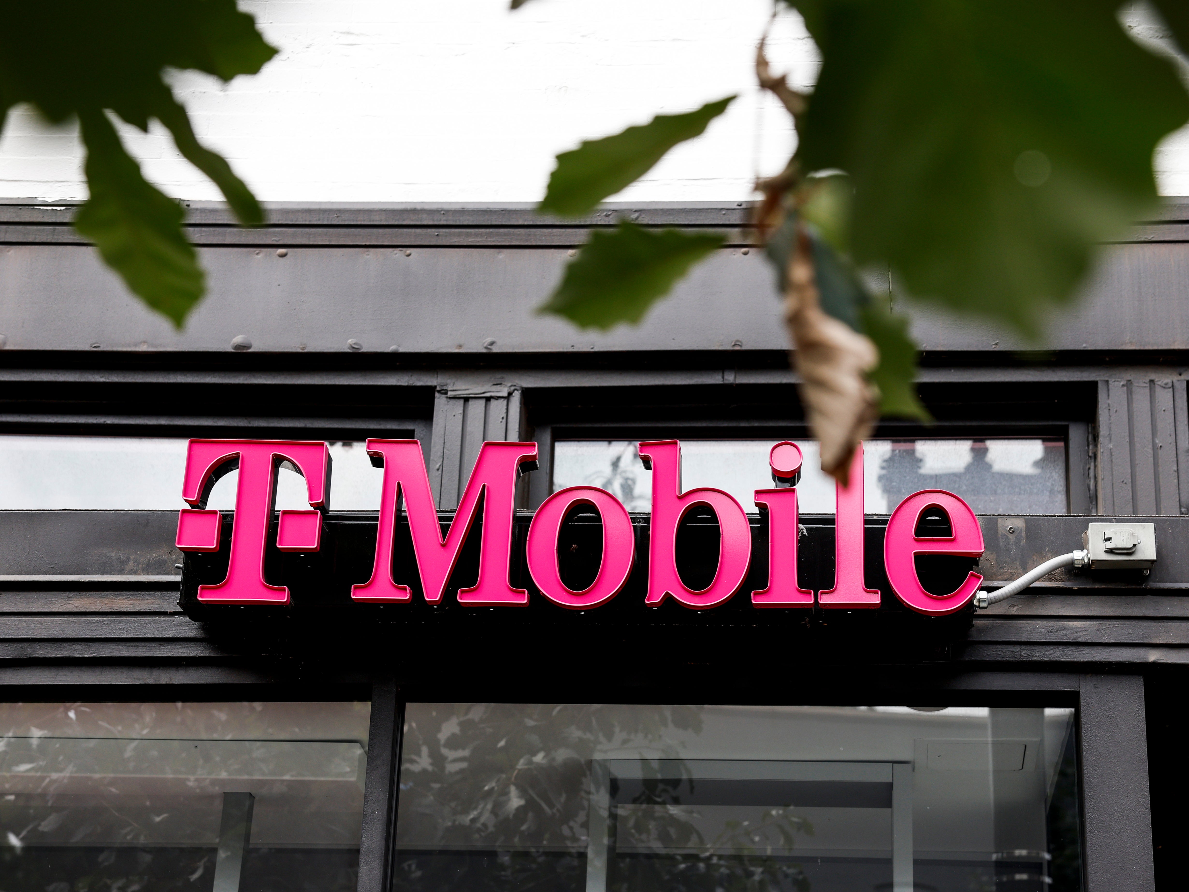 The Washington lawsuit accuses T-Mobile of ‘turning a blind eye’ to data theft