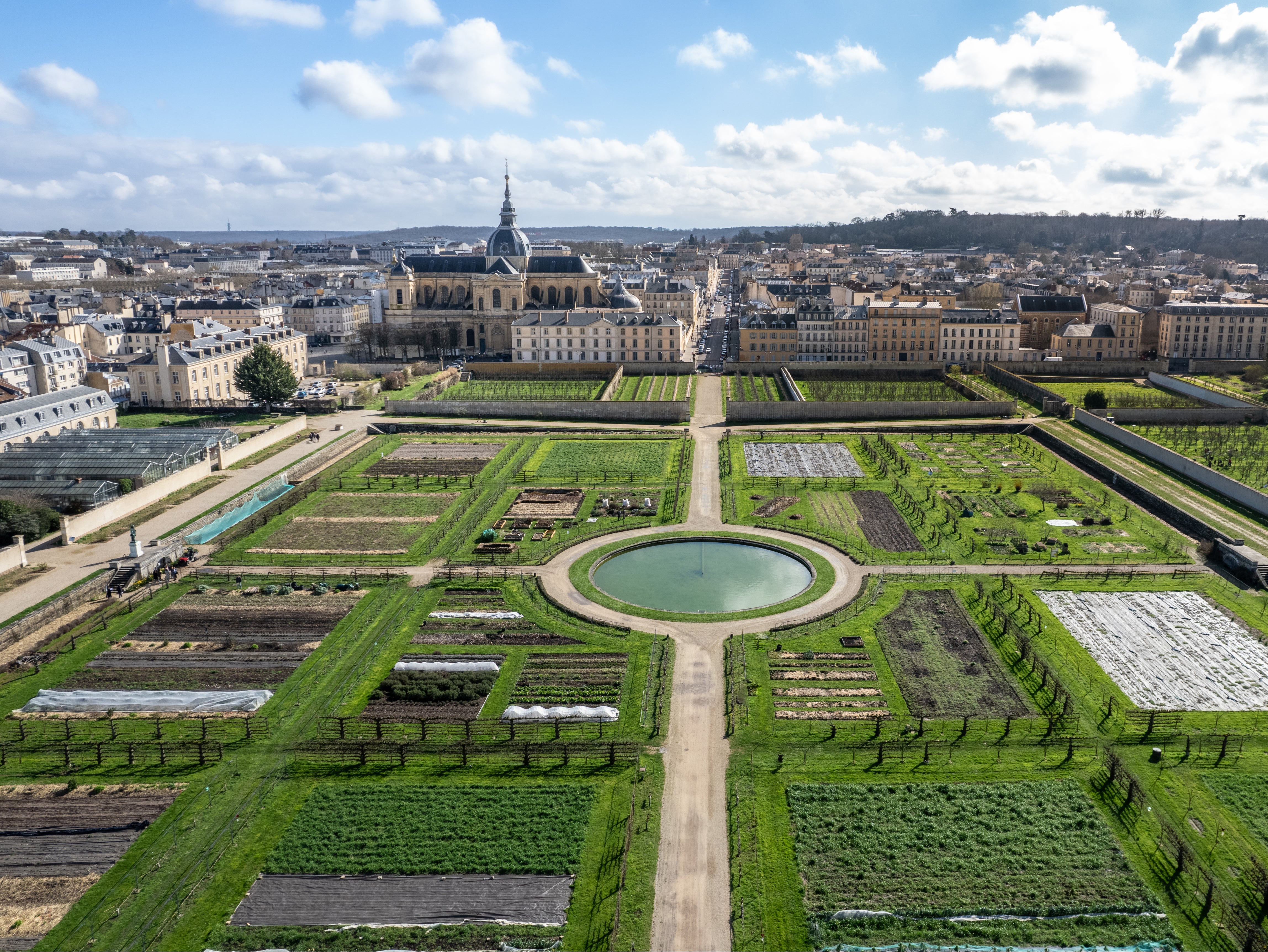 Spend time strolling through the king’s vegetable garden, Le Potager du Roi