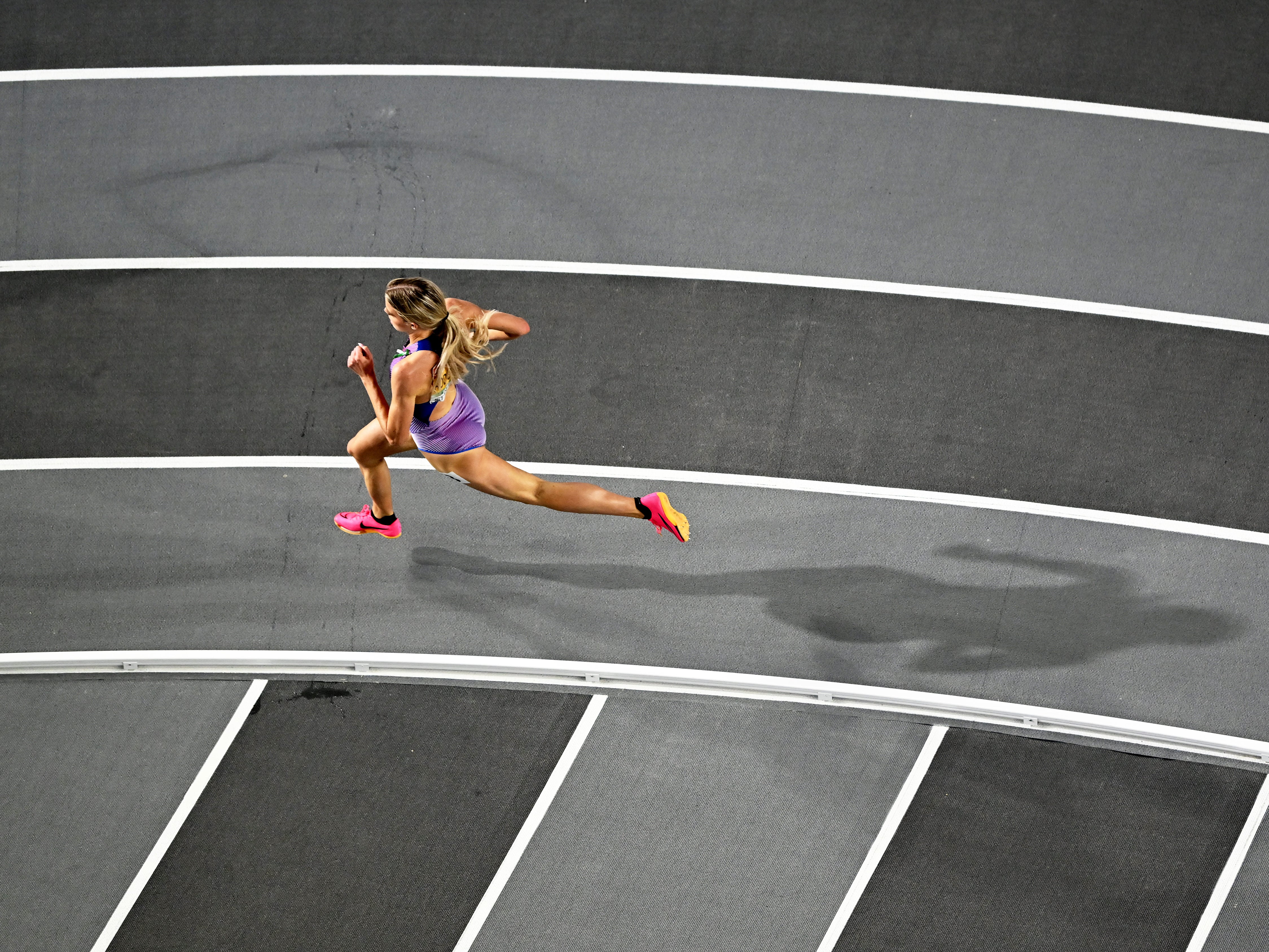 Hodgkinson competing during the 2023 European Athletics Indoor Championships