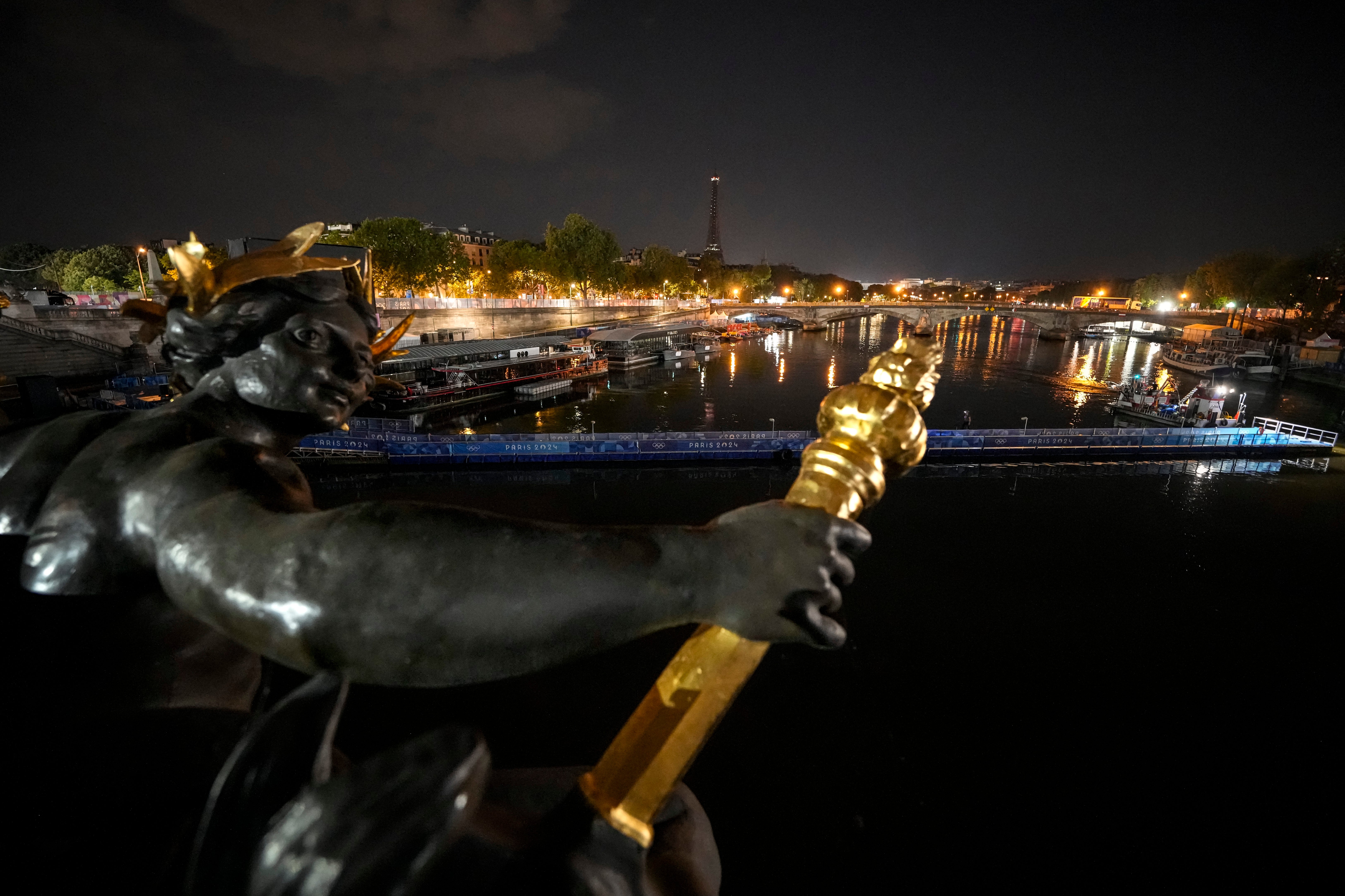 APTOPIX Paris Olympics Triathlon